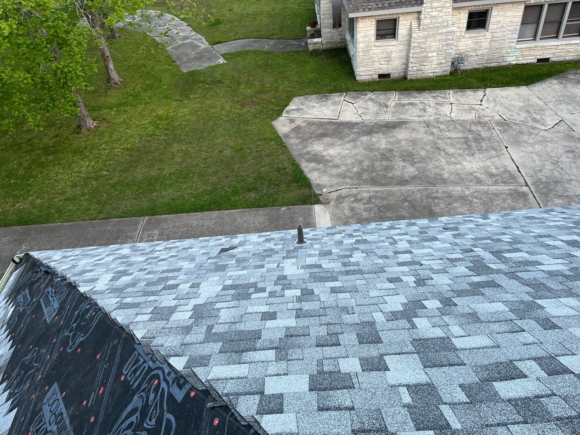 Residential Roofing Installation using Owen's Corning Duration (Lifetime) Shingles by Roof Repair Company