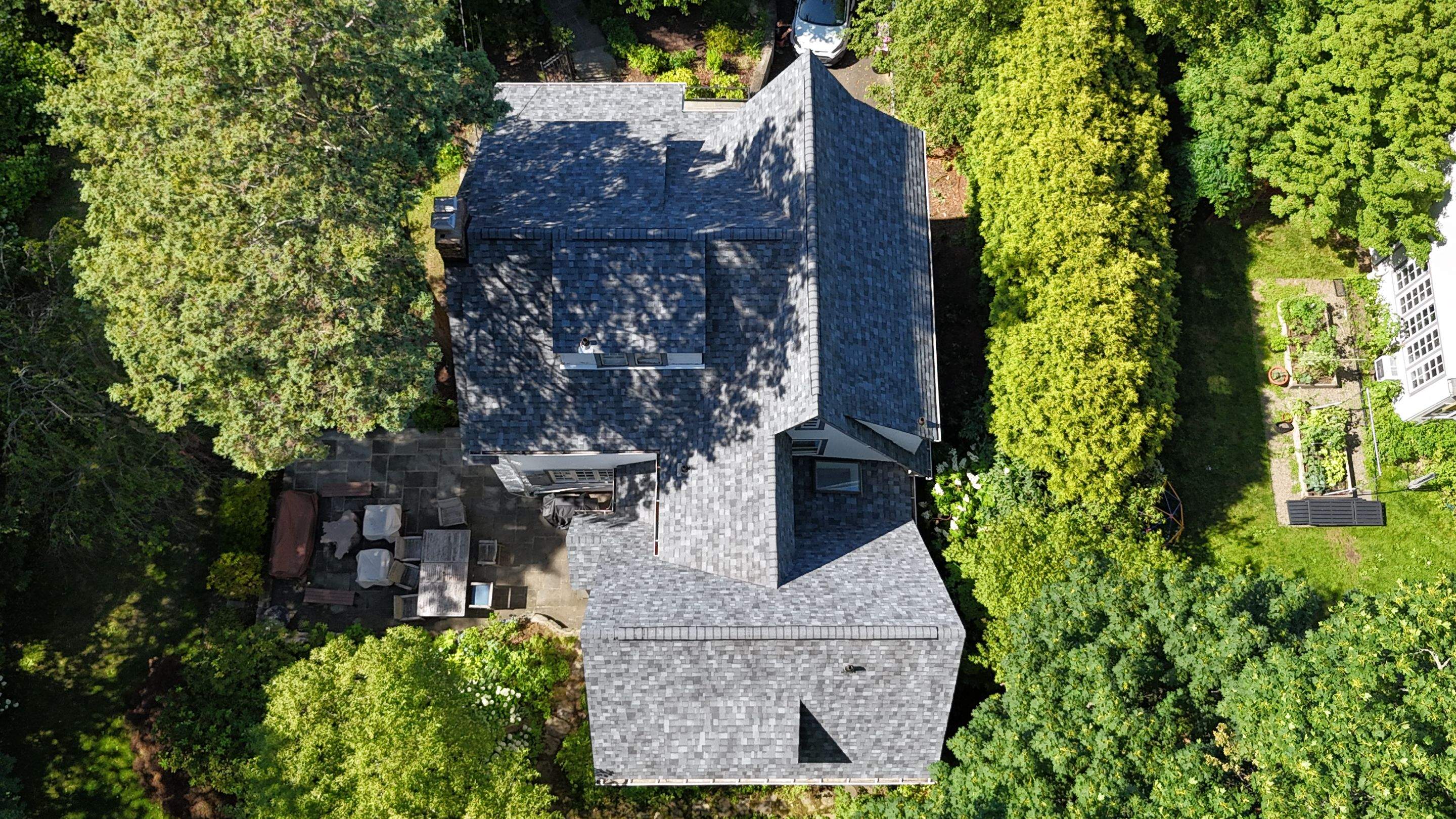 Project in Hastings-on-Hudson by The Energy Efficient Roofer & George's Seamless Gutters
