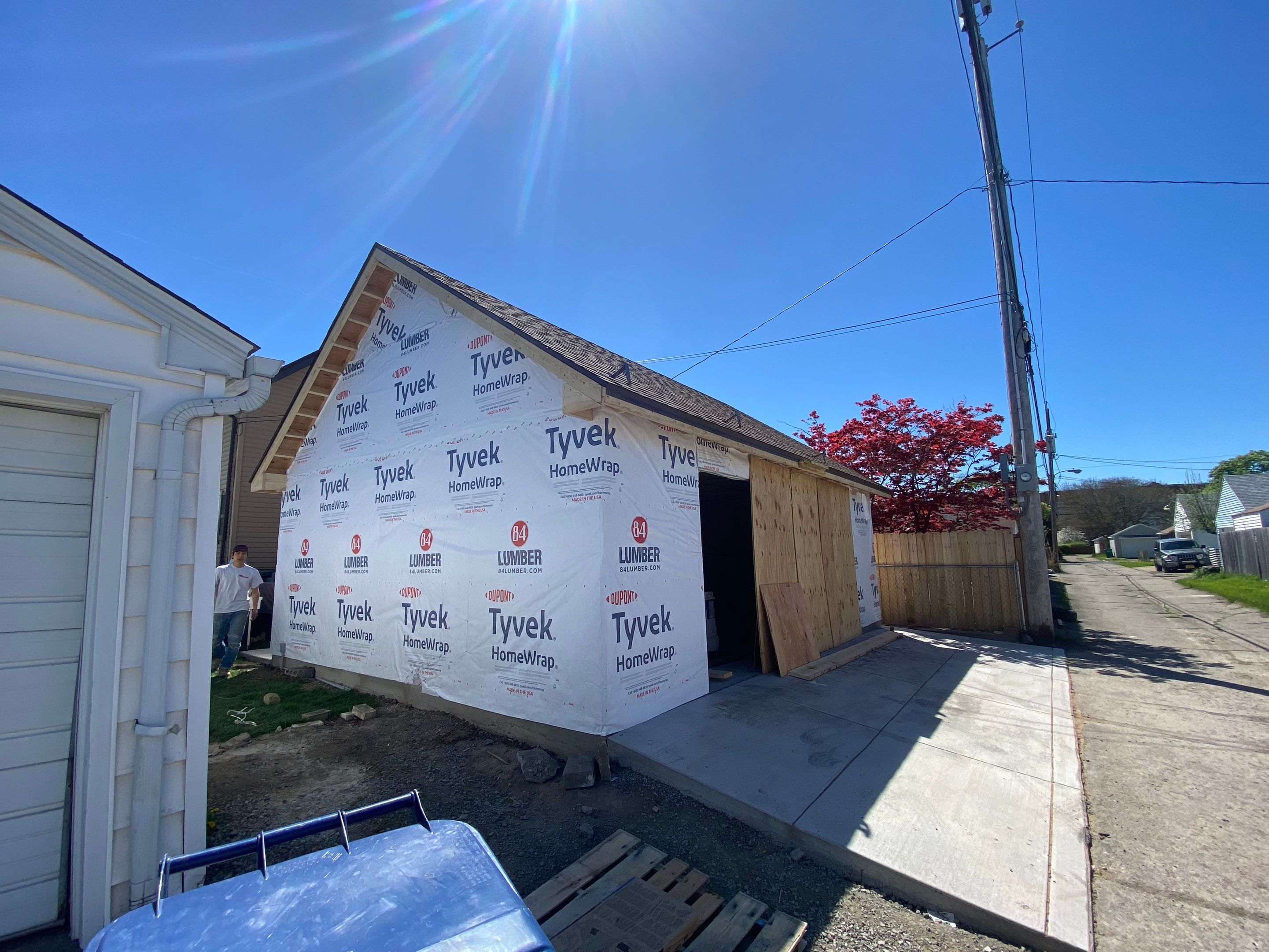 Garage by Ivy Lea Construction