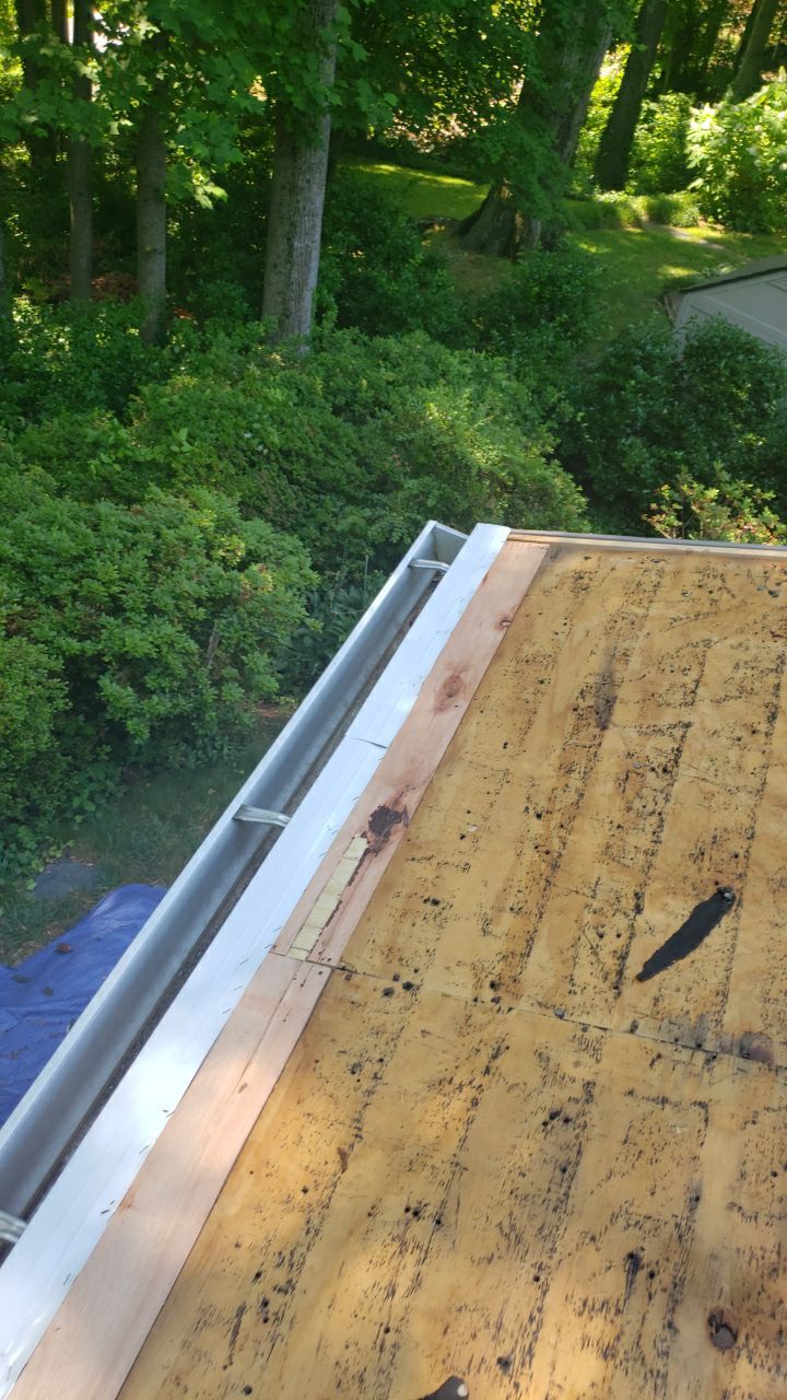 Springfield CertainTeed Landmark Weathered Wood Roof Installation by RM Banning, Inc.