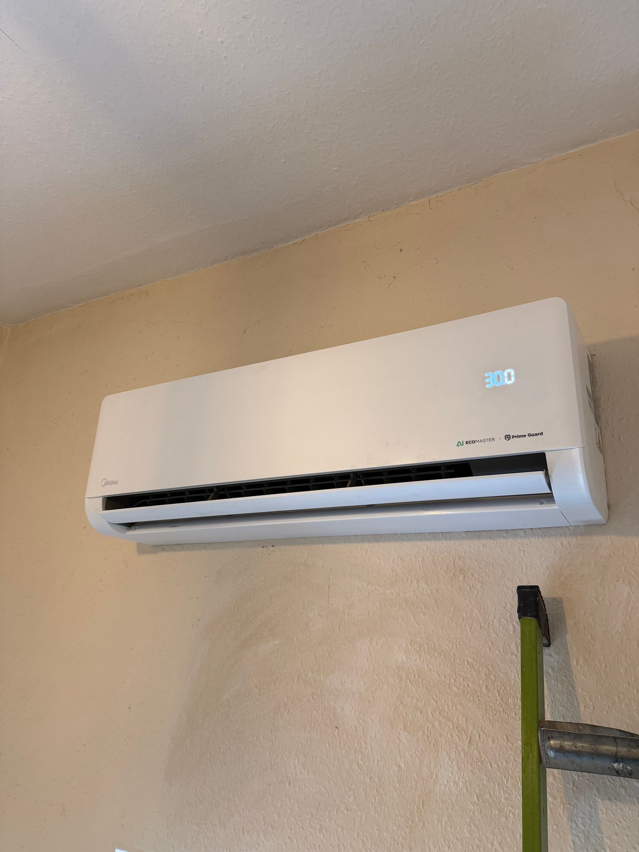 🚀 Can One Air-Con Unit Heat an Entire Home? This Hessle Customer Is Putting It to the Test 🔥❄️ by Elite Services Group Ltd