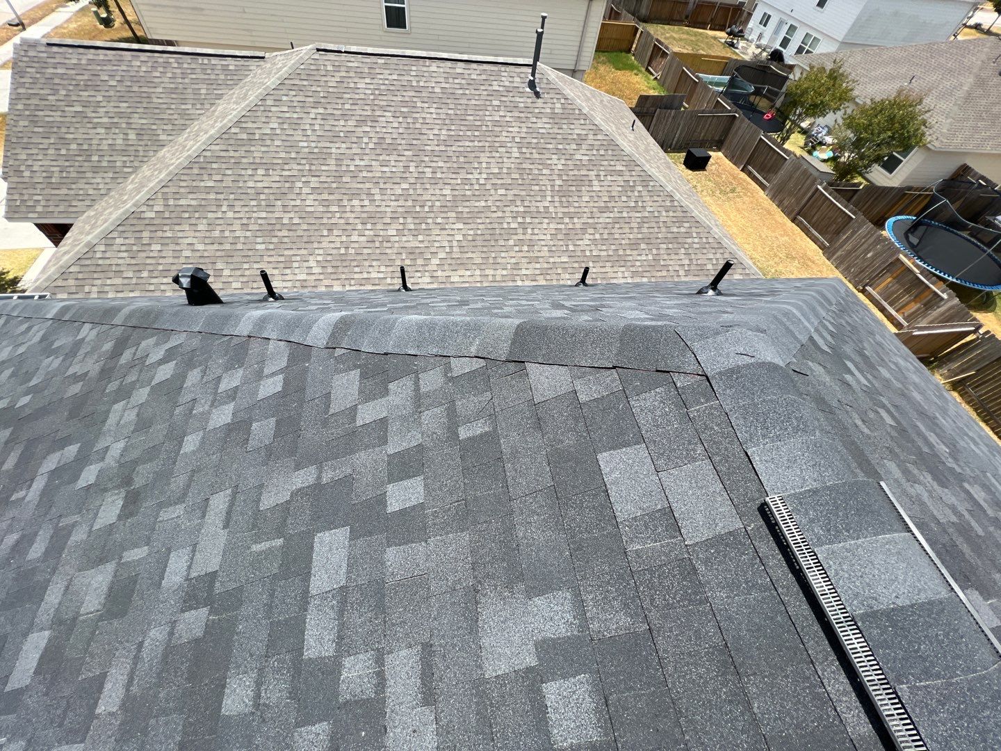 OC Duration Moire Back by HHH Roofing & Construction