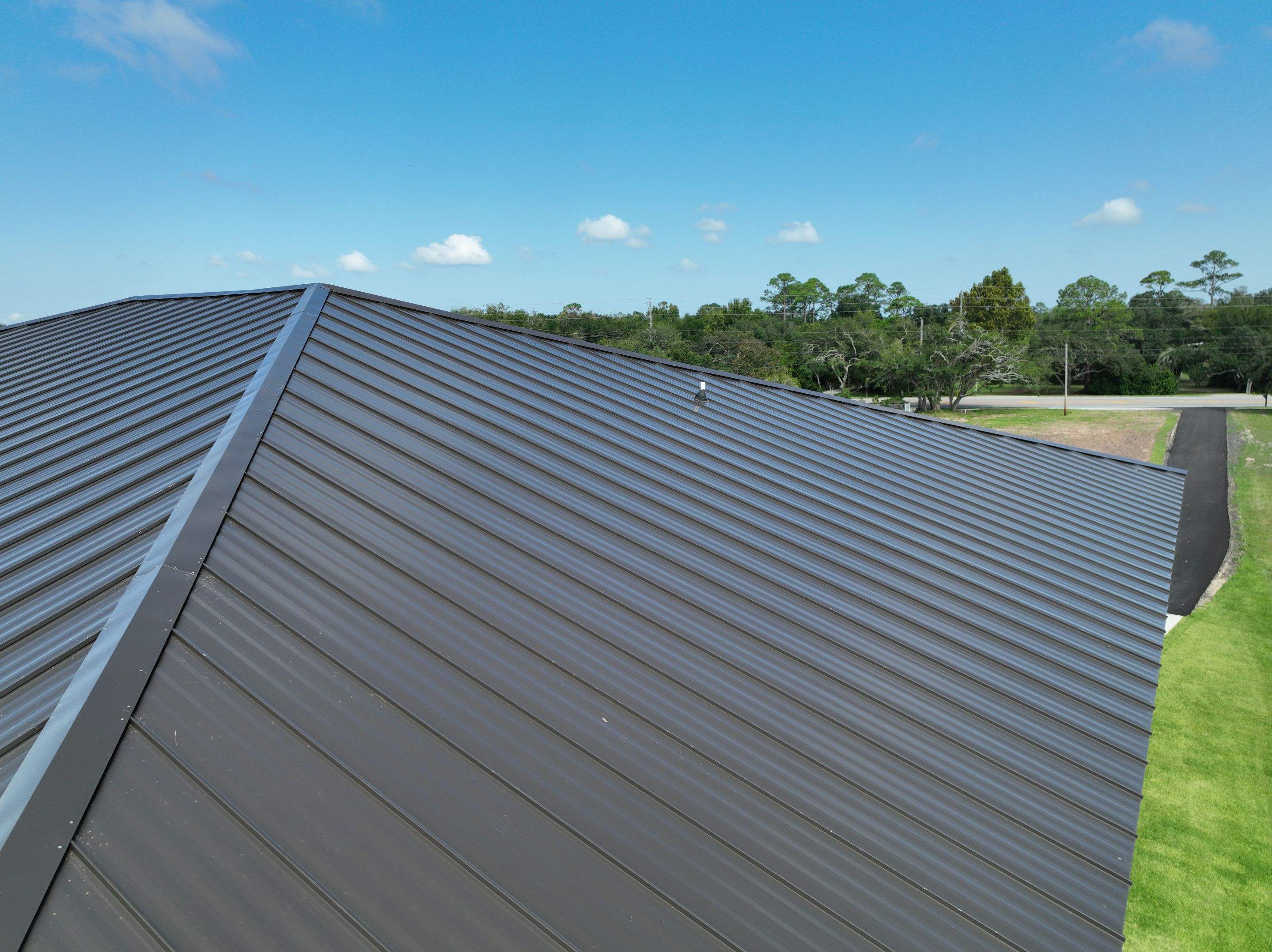 Standing Seam Metal Roof by Professional Roofing Company