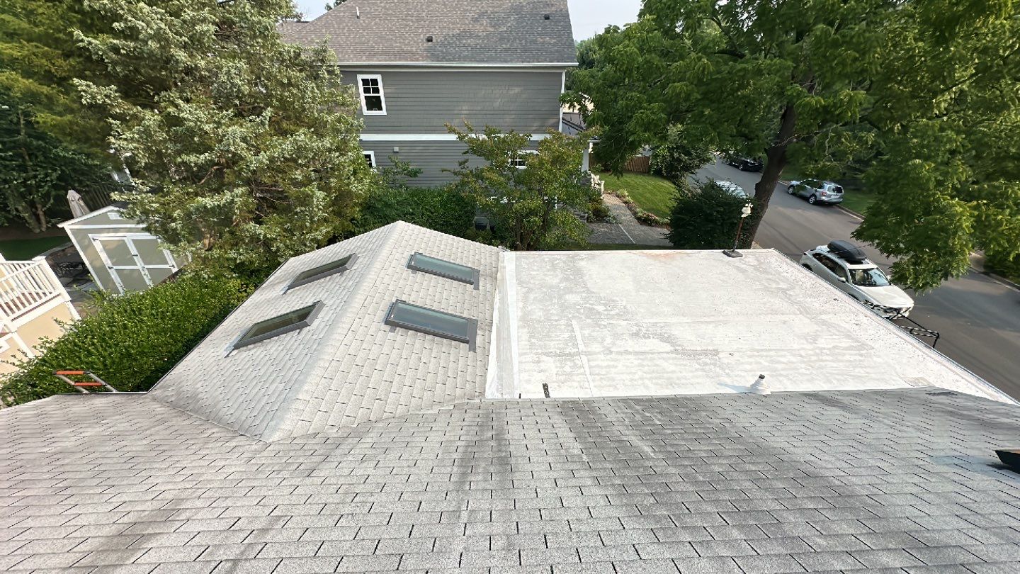 Arlington: CertainTeed Landmark Designer Shingles in Colonial Slate by RM Banning, Inc.