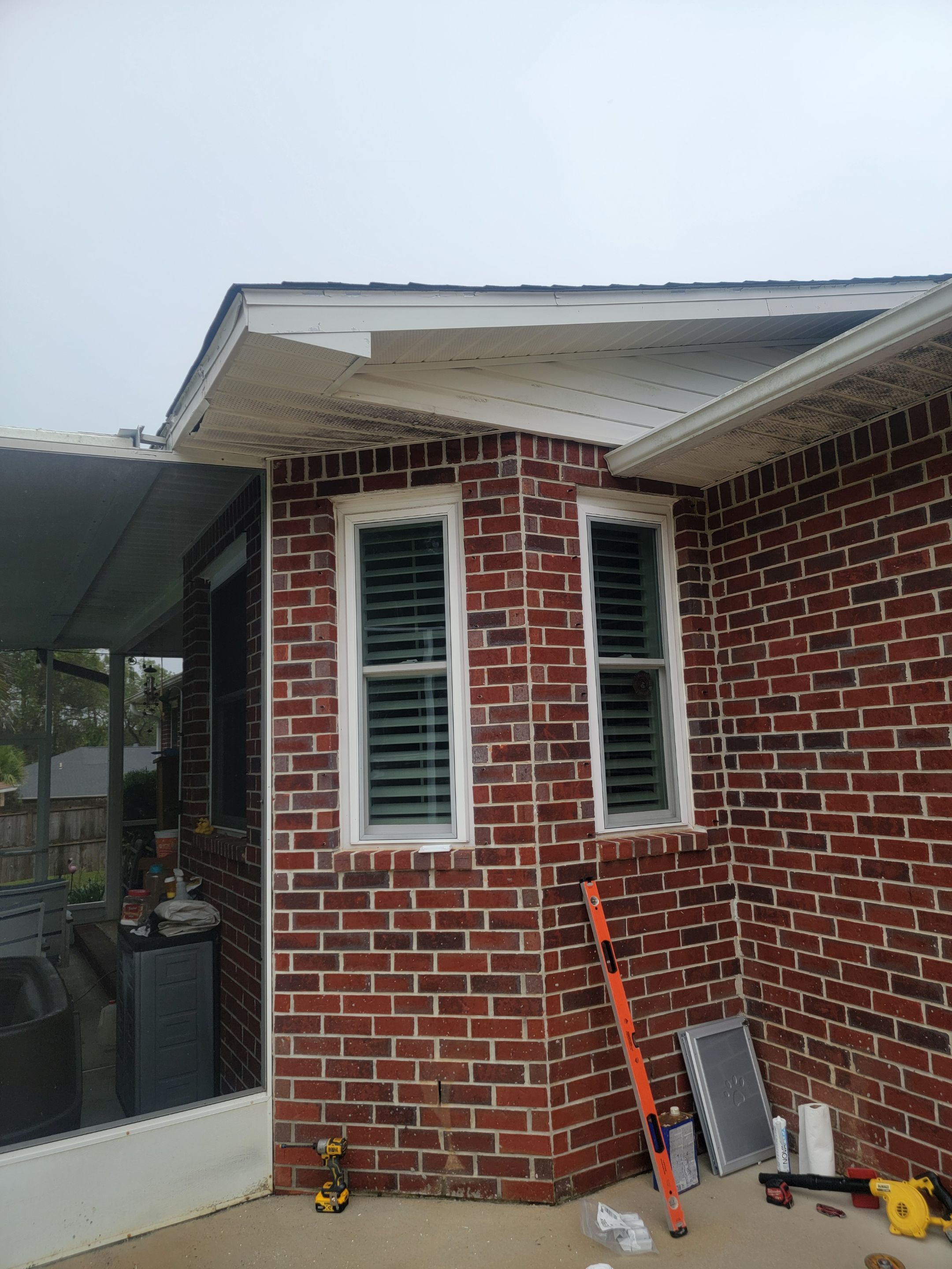 Pensacola Screen Room Using Titan's Colorbeam by Titan Sunrooms