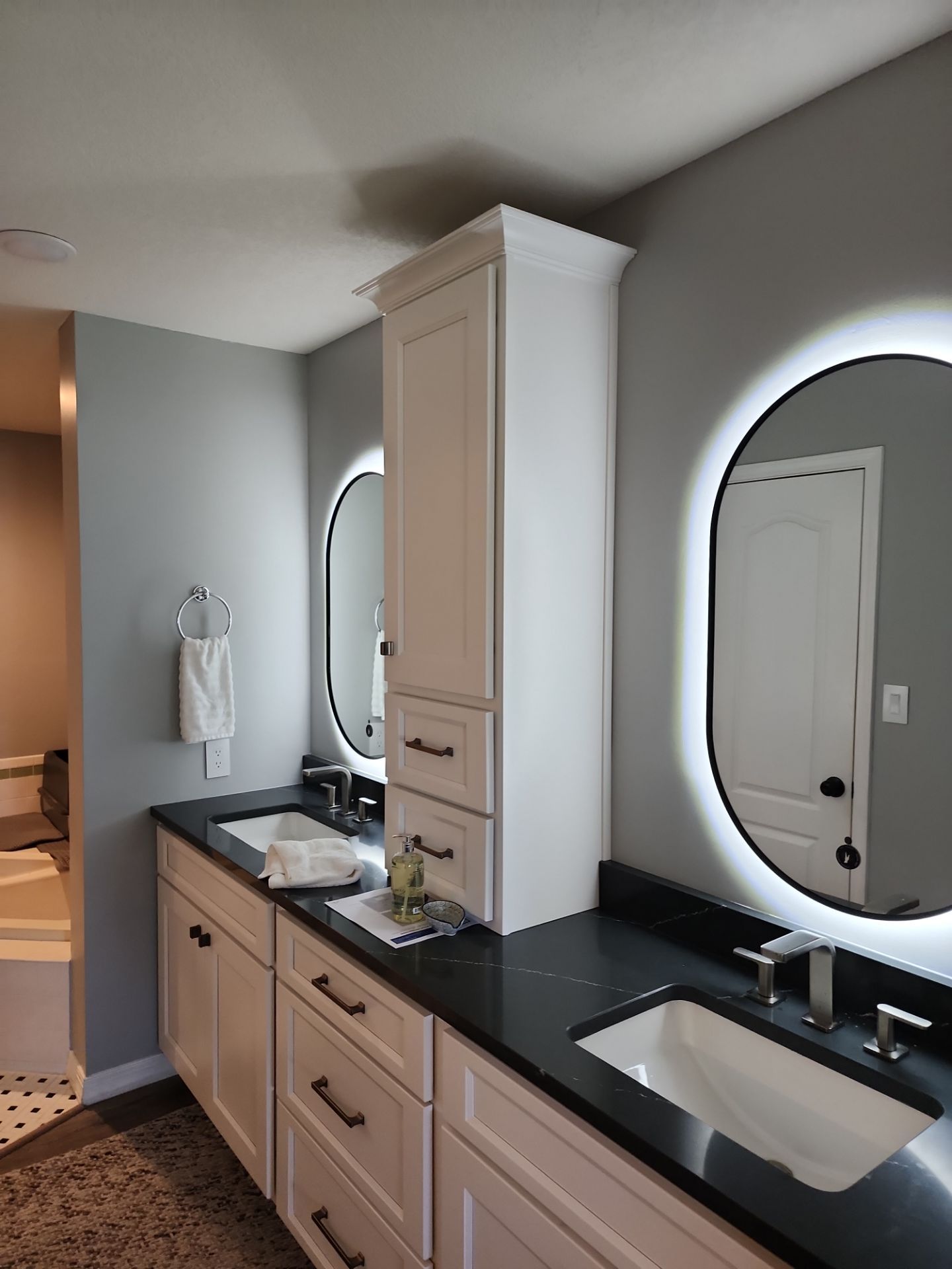 Lake Condo @ Paradise Landing in Kimberling City by Kitchen Works LLC