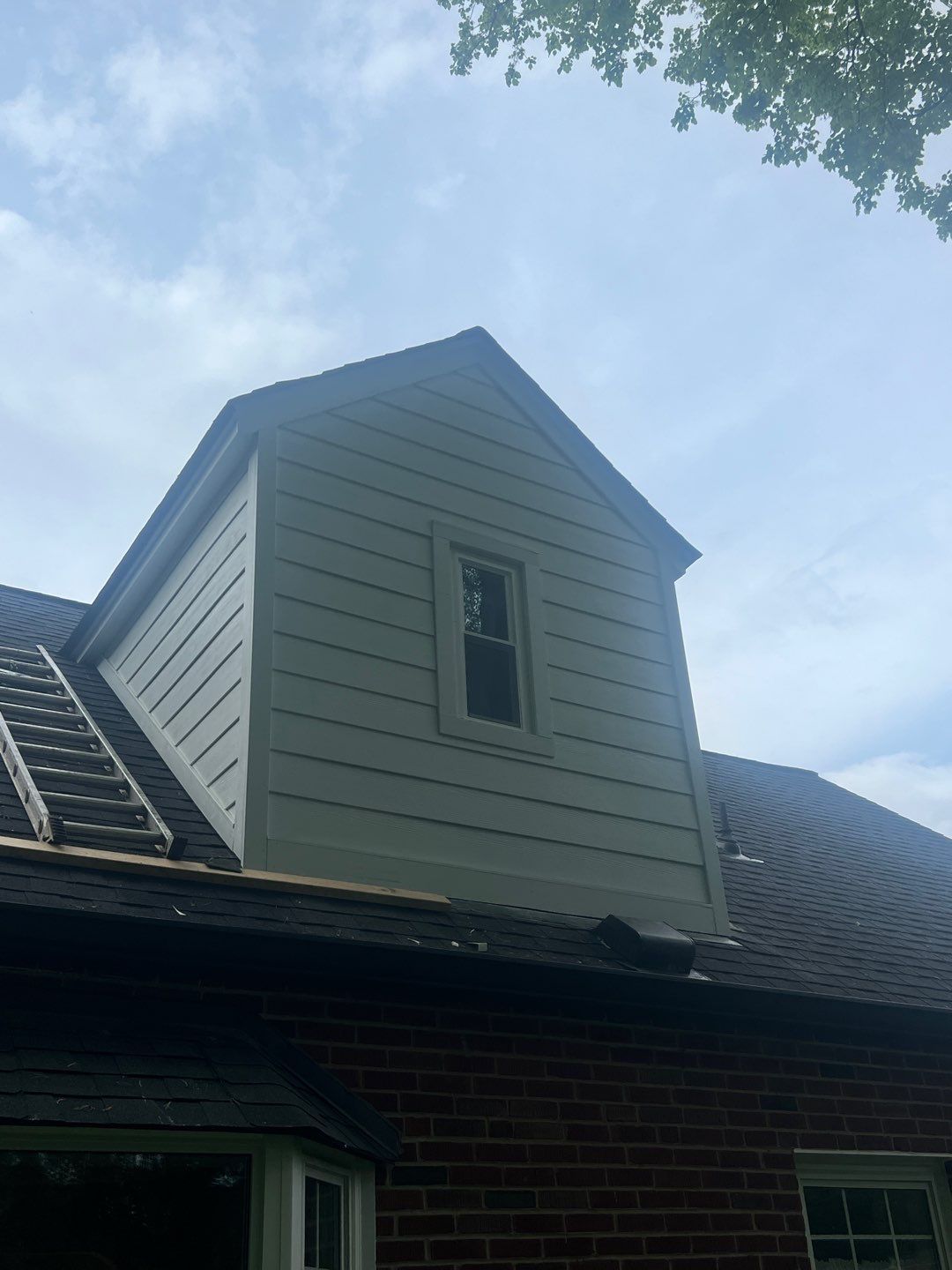 Annandale: James Hardie Siding Installation by RM Banning, Inc.