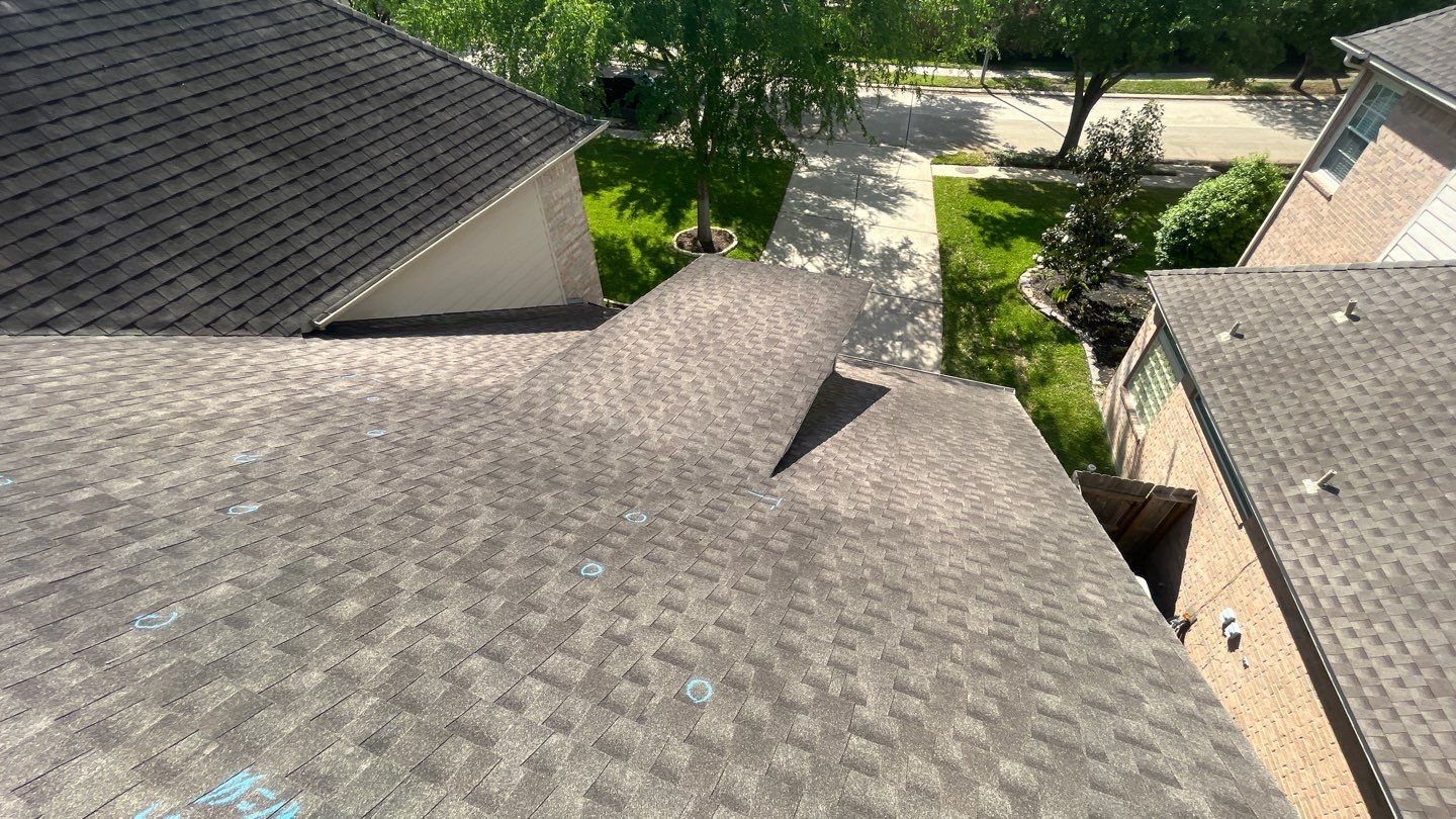Residential Roofing Installation using Owen's Corning Duration by Roof Concepts Construction
