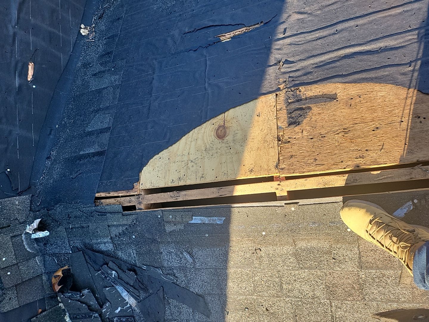 Residential Roofing Installation using Owens Corning TruDefinition Onyx Black by A Plus Exterior