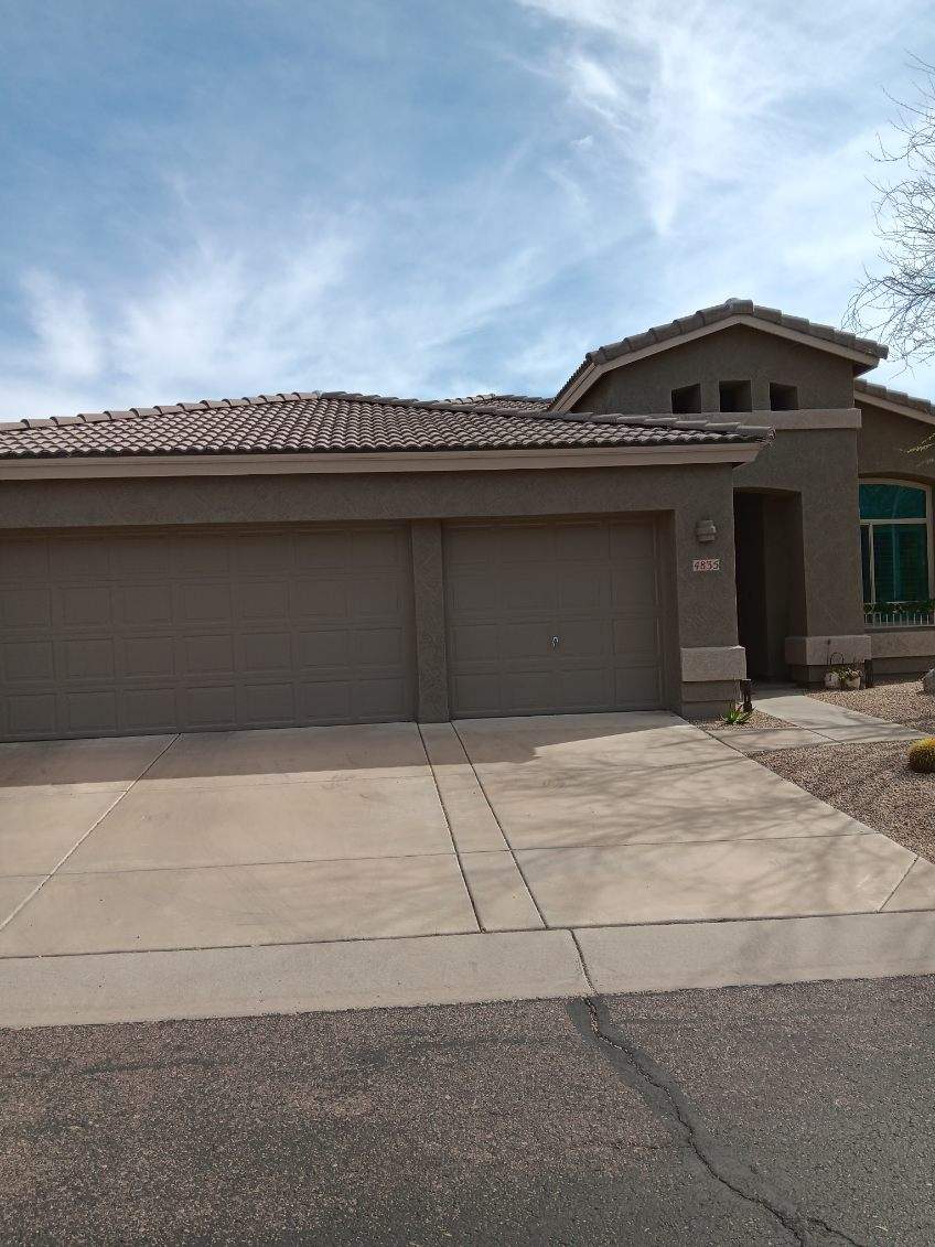 Garage Floor Epoxy - Cave Creek by Crash of Rhinos Painting & Garage Floors