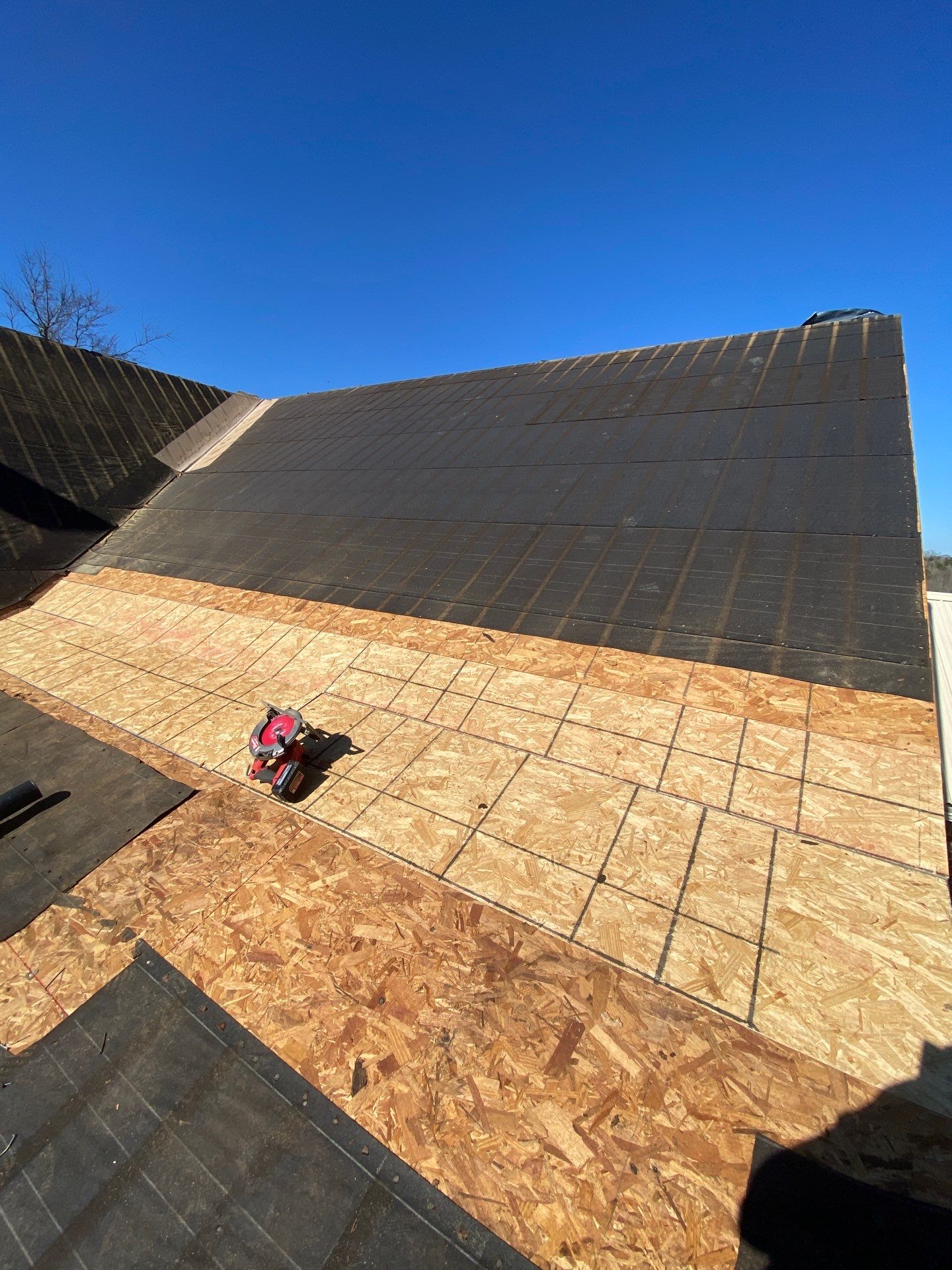 Residential Metal Roof Replacement using Reed's Metals: 26 GA. Colored Residential Metal Panels (Ivory) by Hostetler Roofing