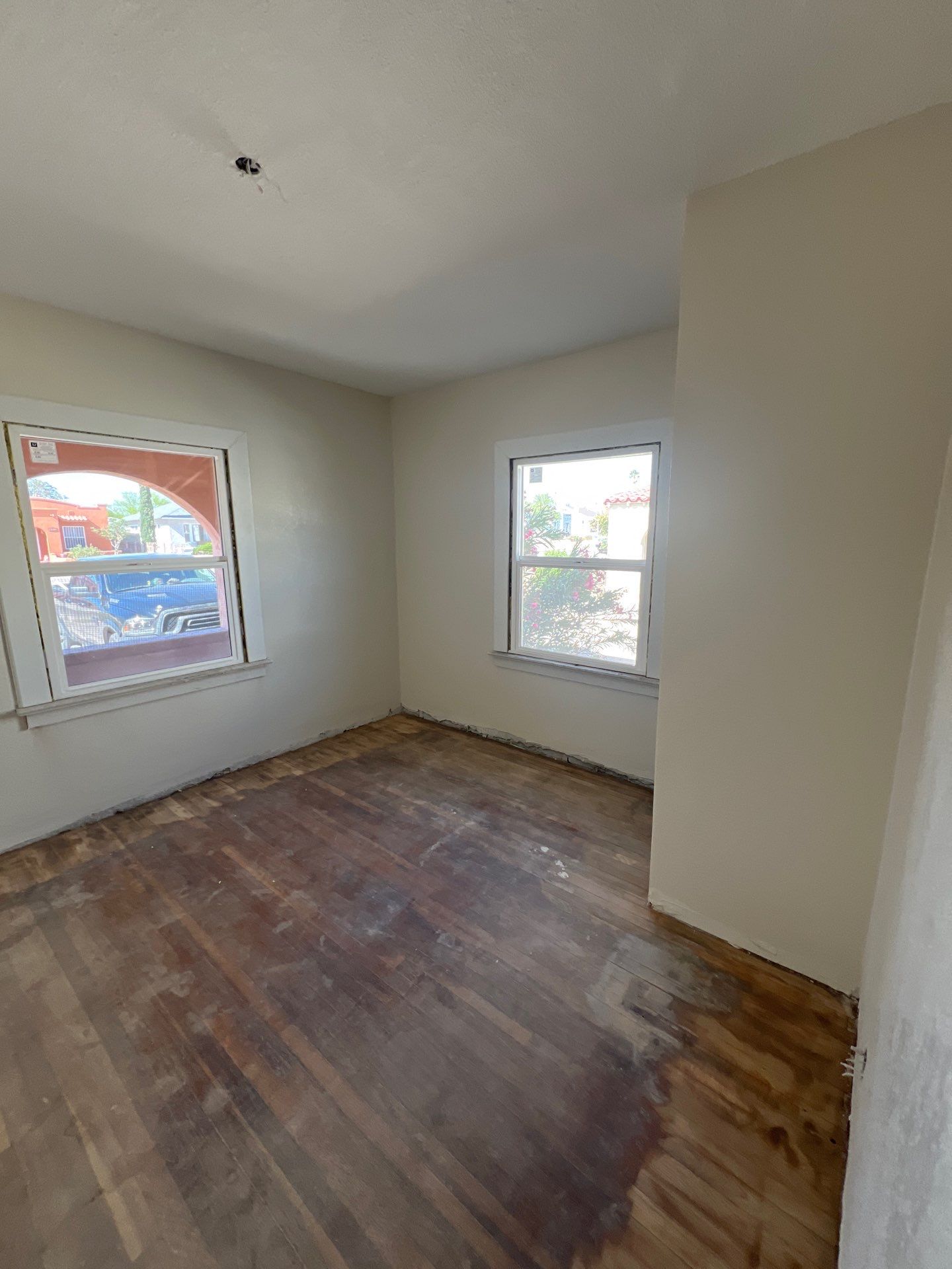 From Drab to Fab: A Spectacular Home Renovation by Castro Brothers Solutions