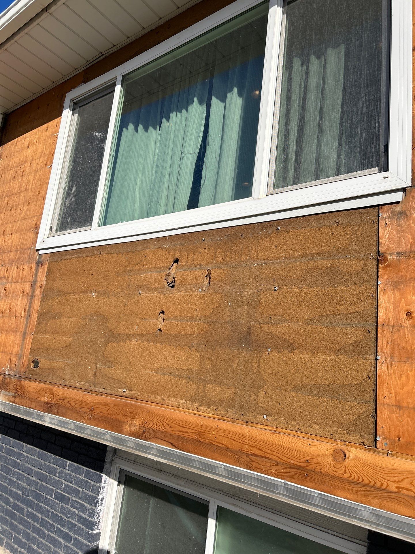 Orem | Beautiful Hardie Lap with B&B Accent | Boothbay Blue by Ideal Siding Utah