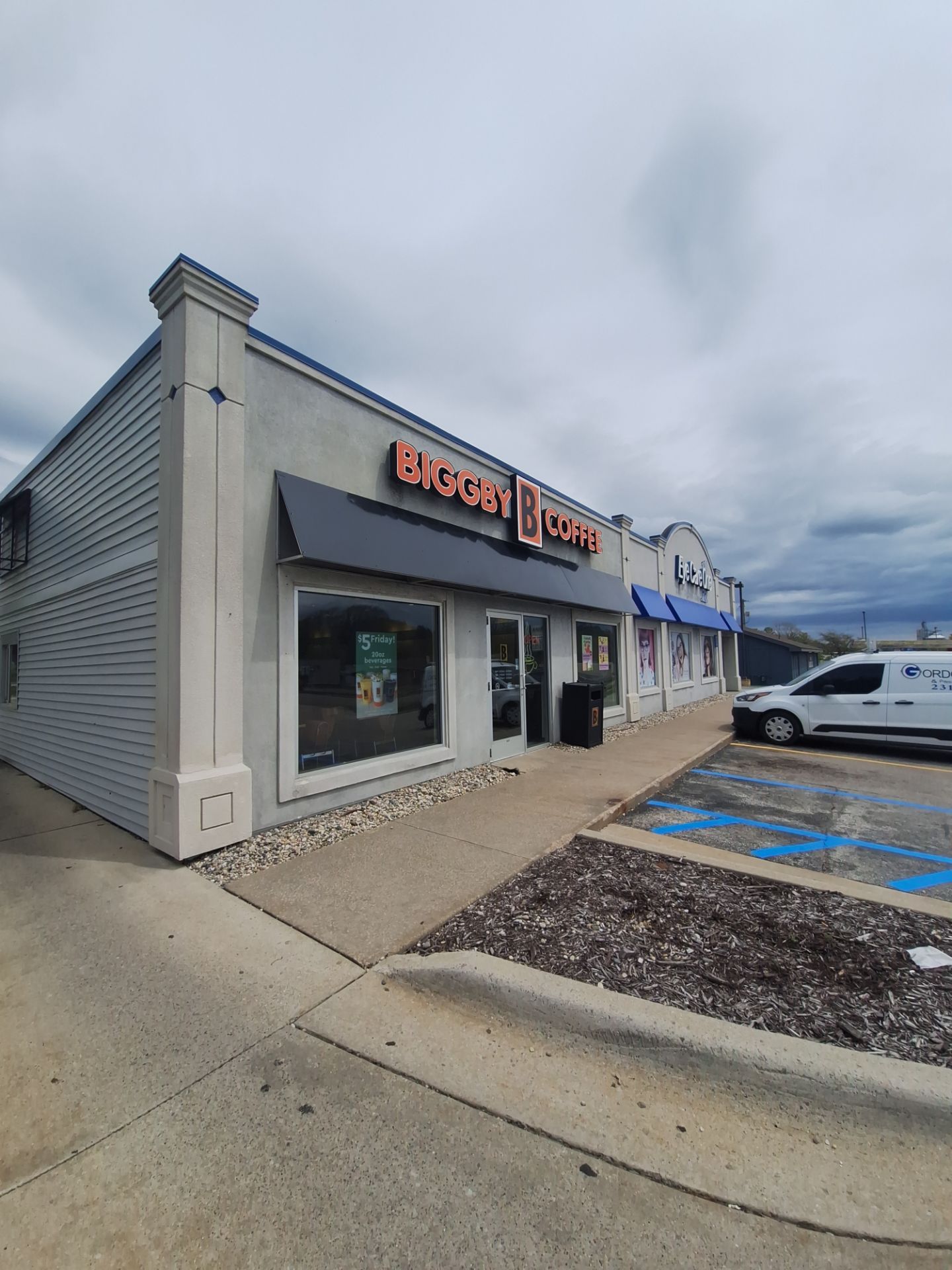 Bold Transformation: Exterior Repaint with Peppercorn & Snowbound by Gordon Painting