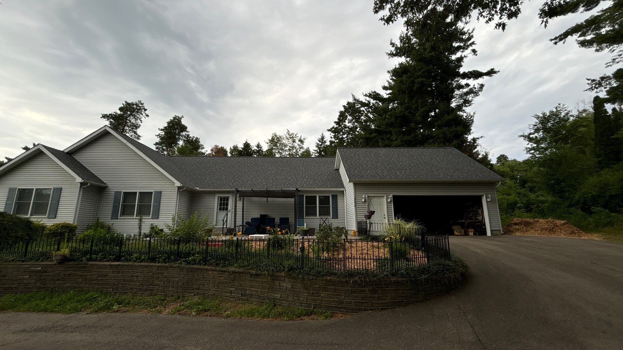 Roof Replacement using CertainTeed Landmark by 180 Contractors