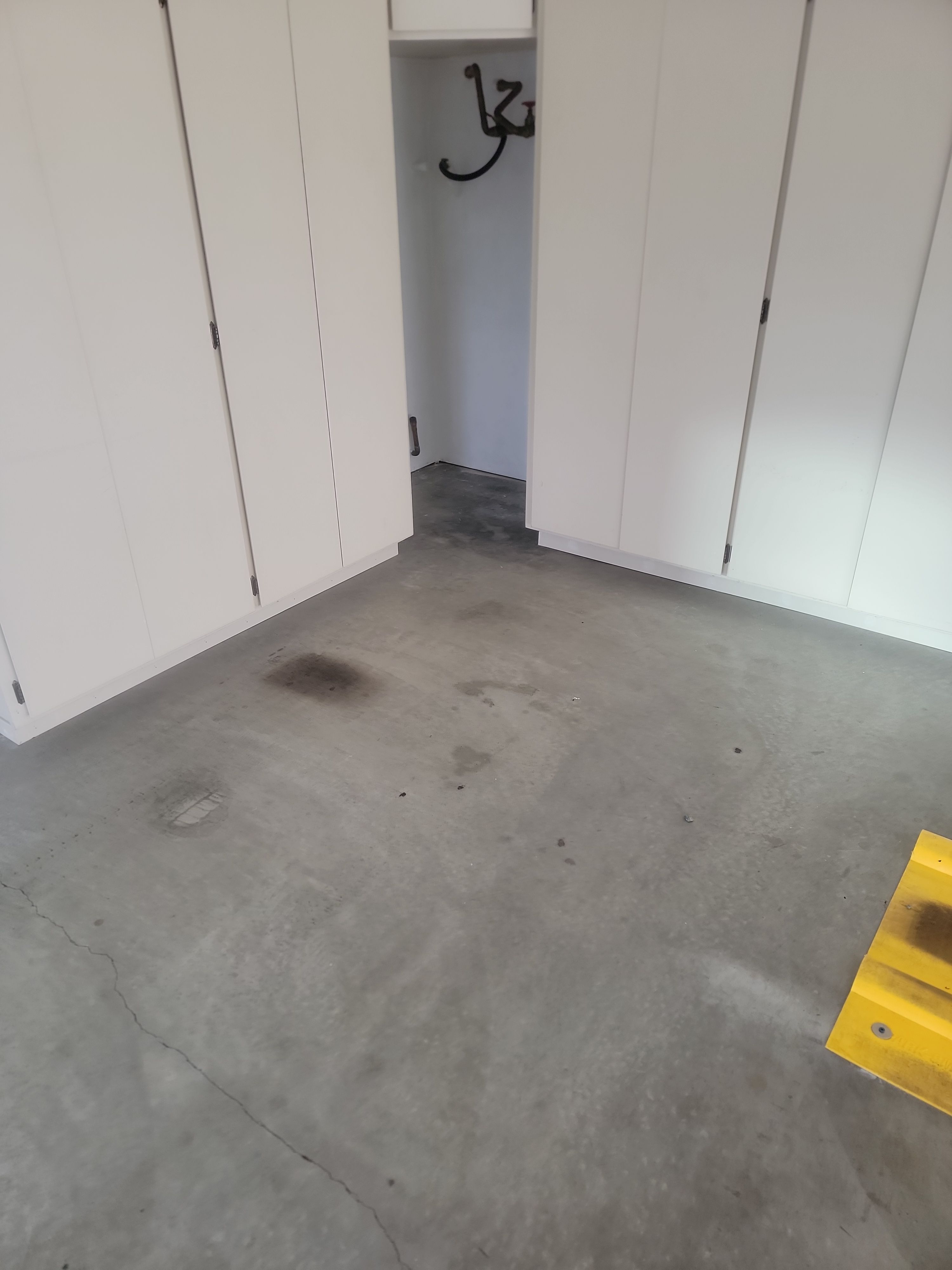 Creekbed Flake Polyurea Garage Floor Installation in Morro Bay by MGP Coatings