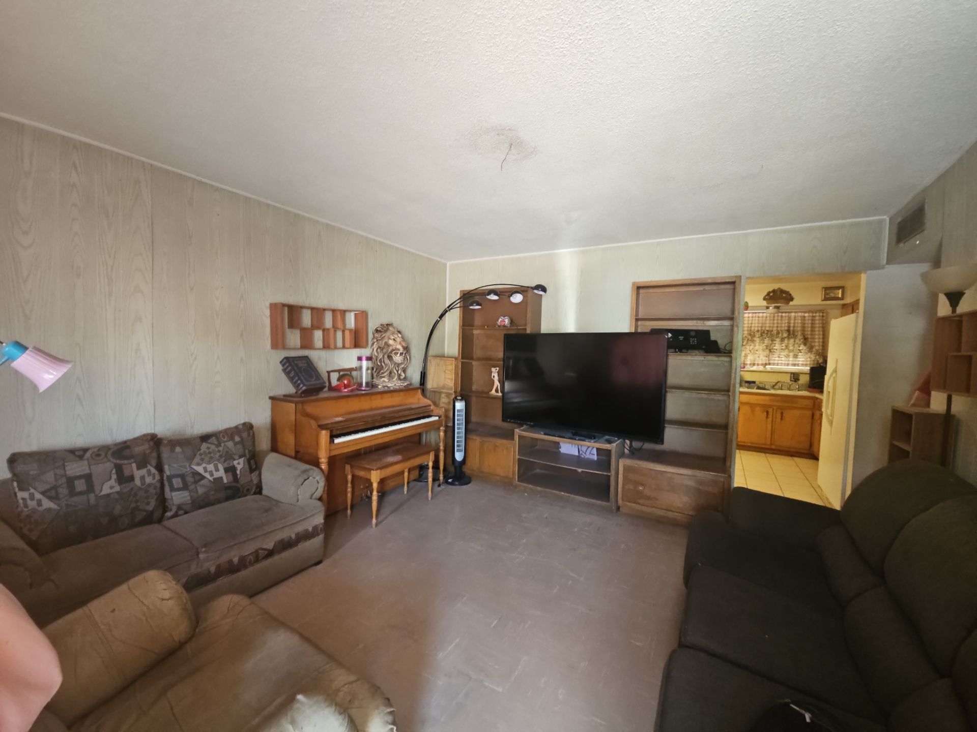 Full Renovation near Fox Plaza by Regal Renovate