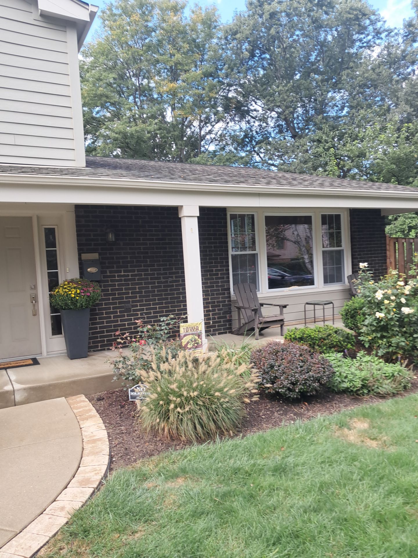 Exterior House Washing, Window Cleaning & Hardscape Maintenance by Northern Power Washing LLC.