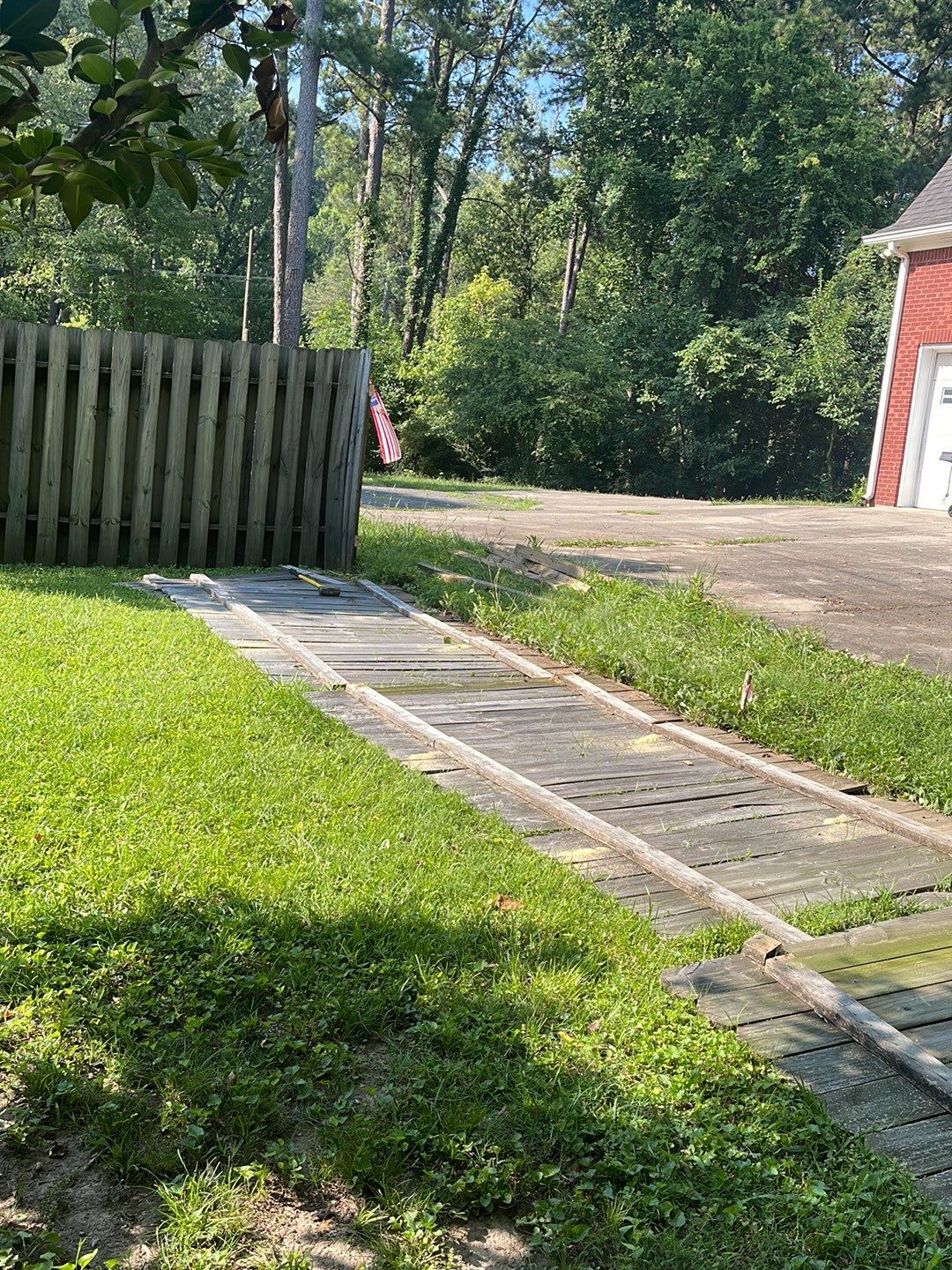 Berry Road - Fence Installation  by Pillar and Pine