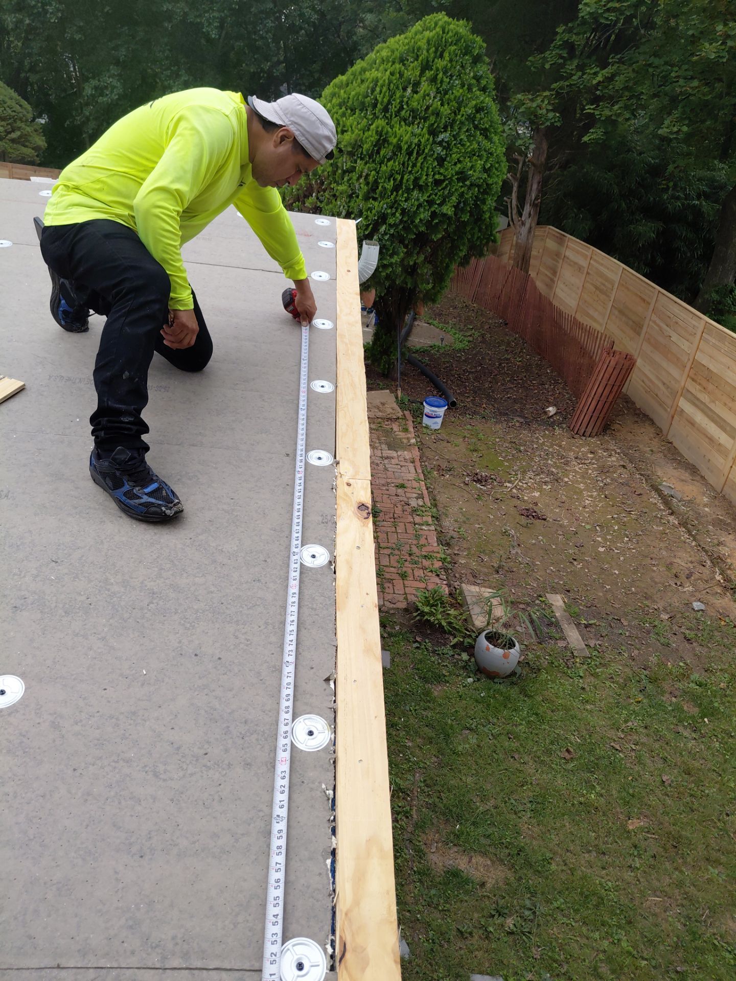 Falls Church :  TPO by RM Banning, Inc.