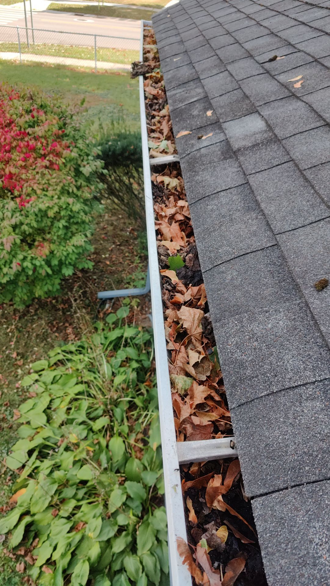 Roof Replacement using Owens Corning Midnight Plum by 180 Contractors