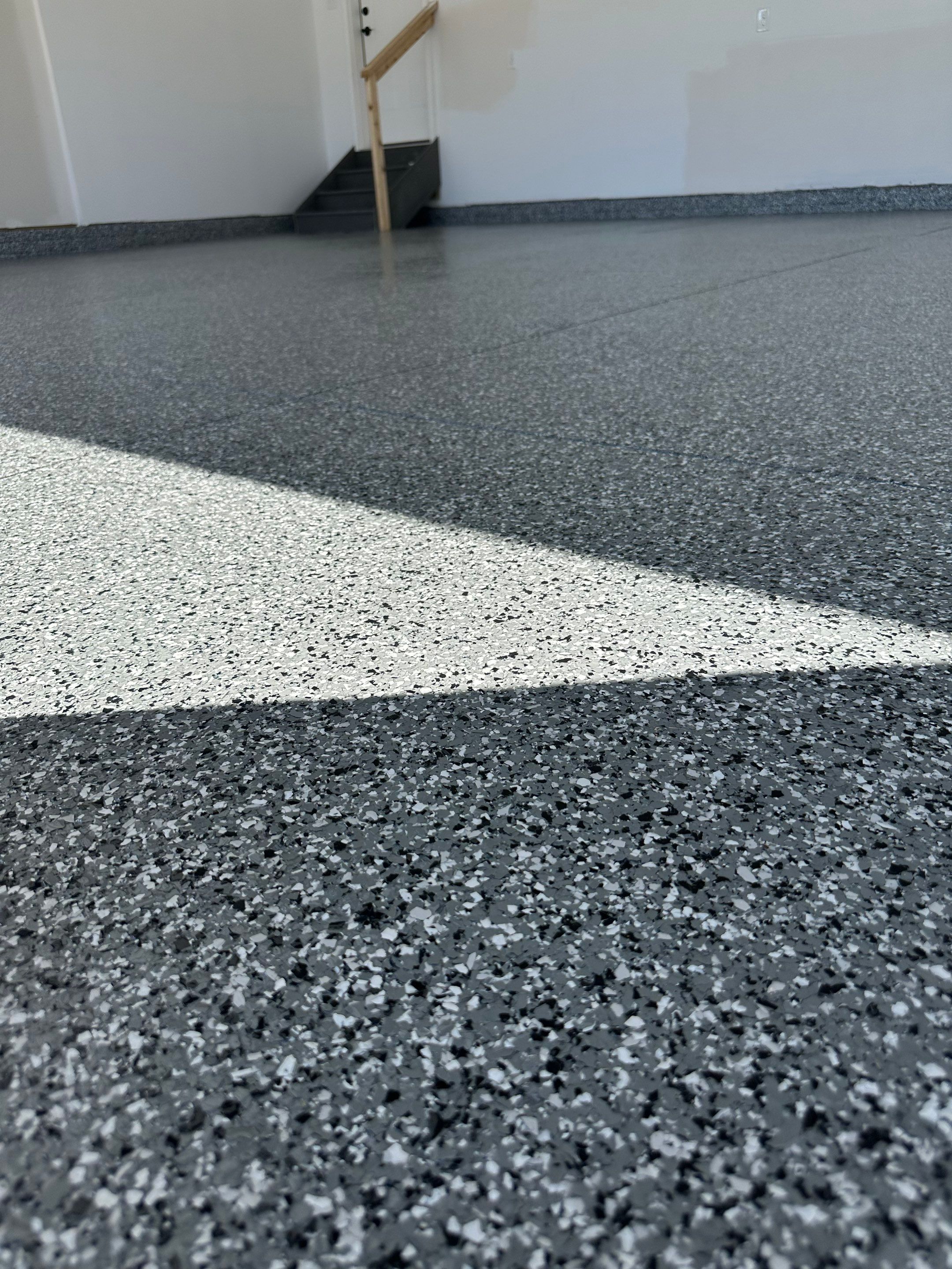 4 Stall Garage - Wombat Flake by Goat Coatings