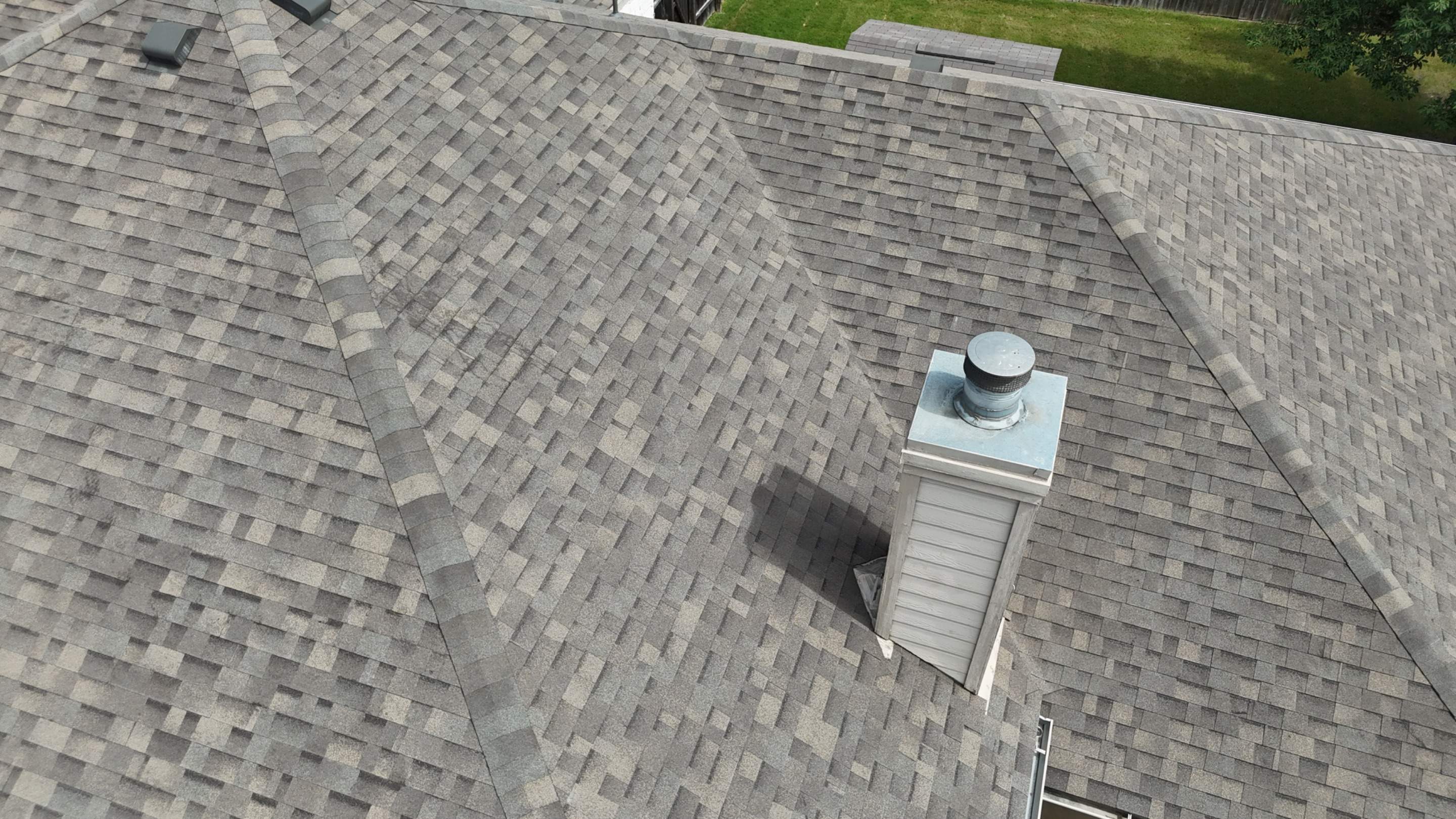 Weathered Wood - Malarkey Highlander by RoofsOnly.com