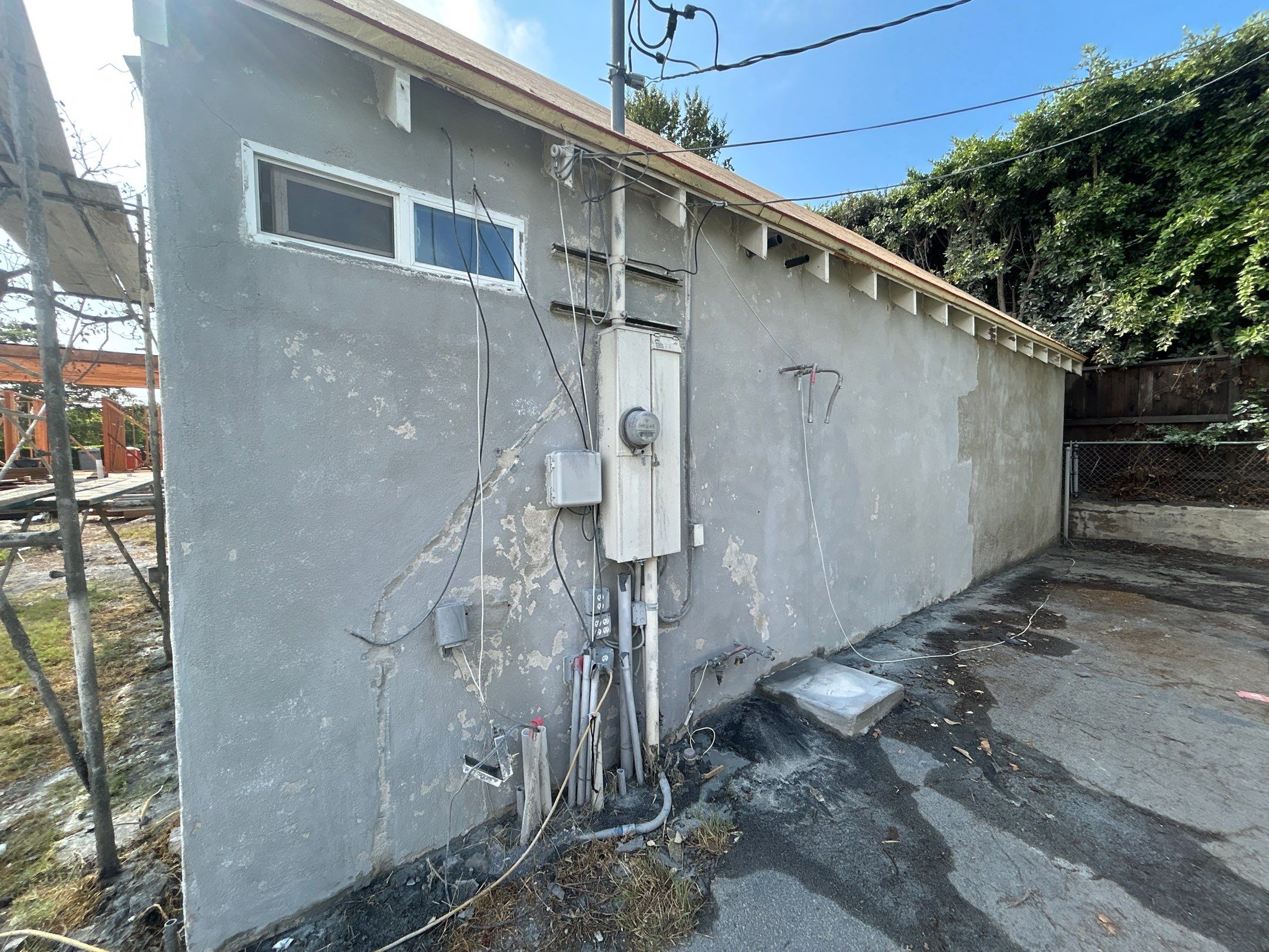 Stucco Dustless Sandblasting In Los Angeles, CA by La Power Washing Inc