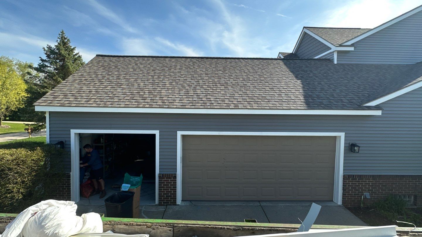 Siding Replacement using Certainteed Classic Restoration D4 by 180 Contractors