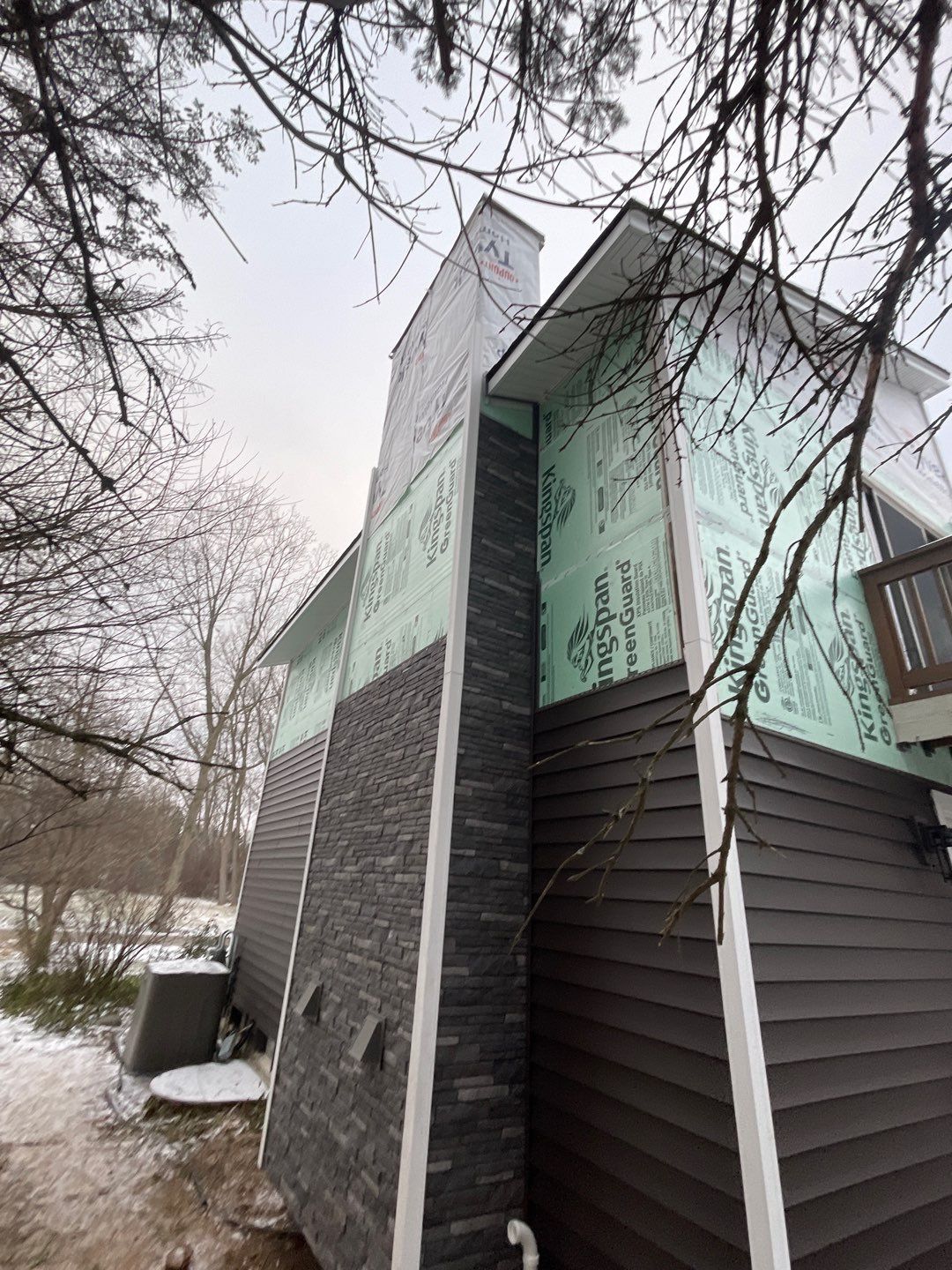 CertainTeed Monogram D5 Slate + Owens Corning Duration Colonial Slate by 180 Contractors