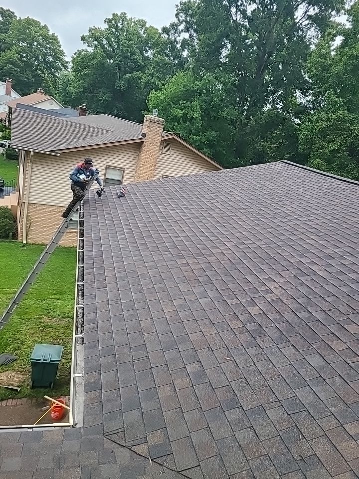 Alexandria: CertainTeed Landmark Pro Architectural Shingles in Max Def Shenandoah by RM Banning, Inc.