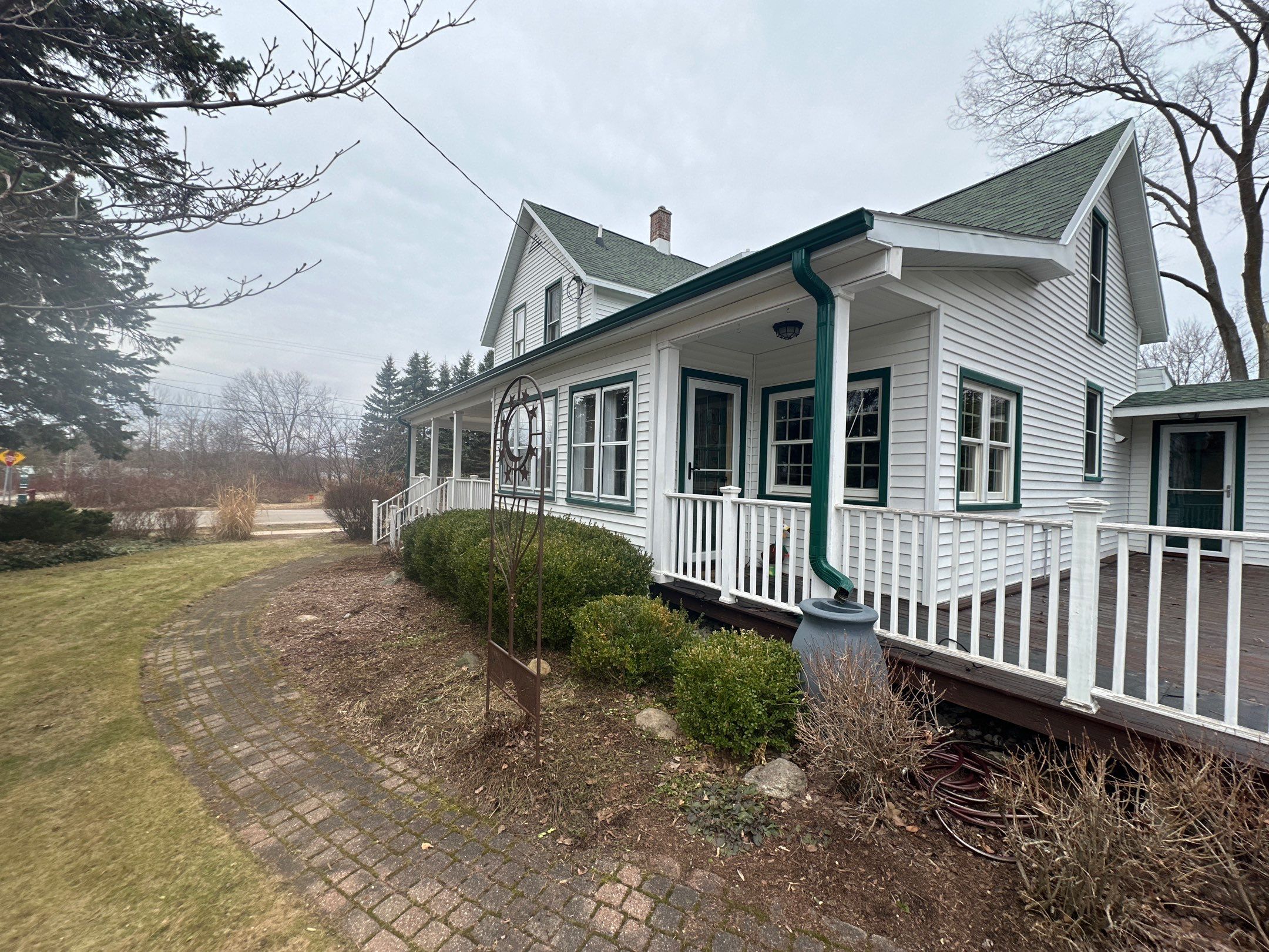 Gutter Installation in Elk Rapids, MI by Rainbow Seamless Systems