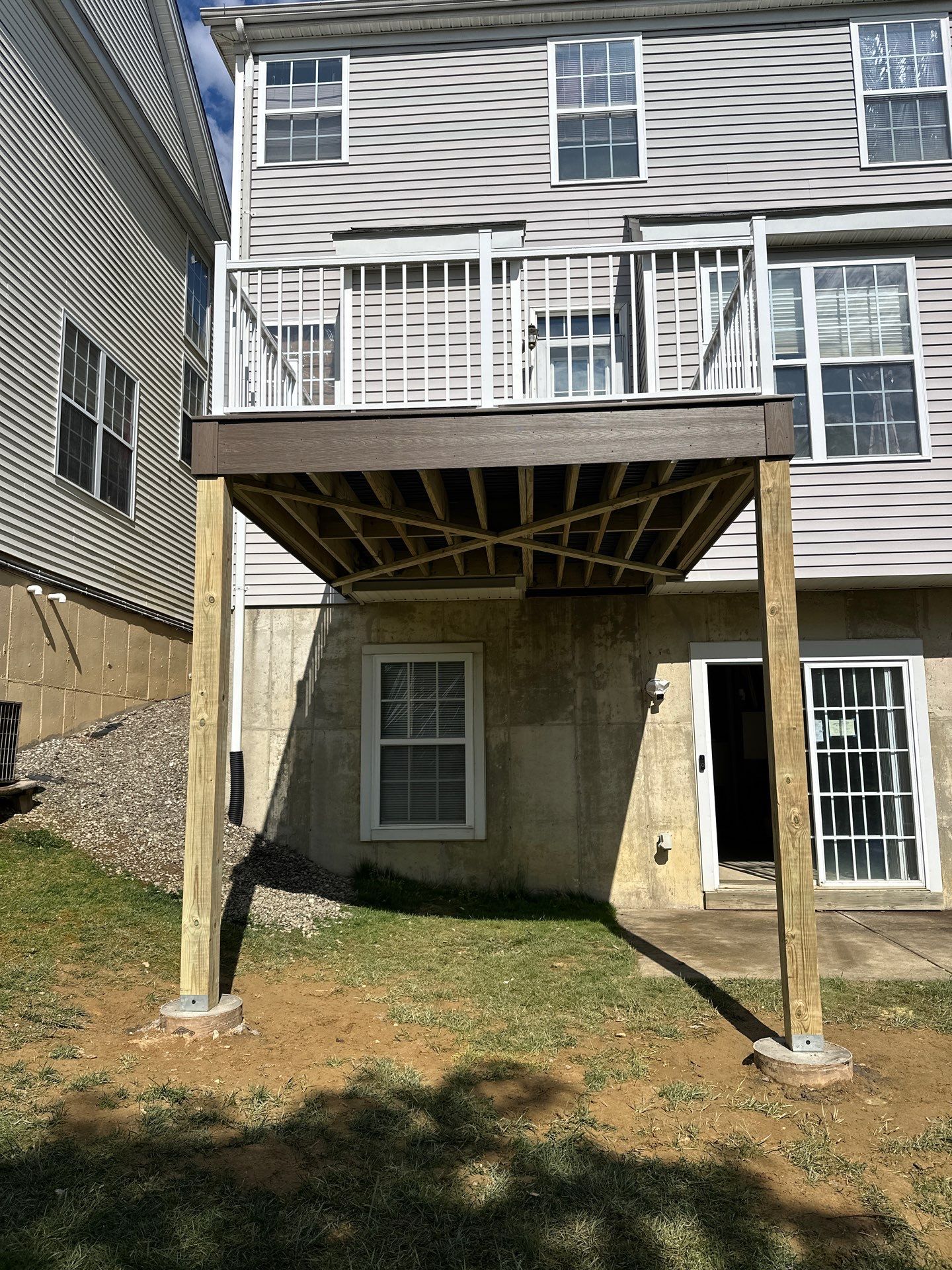 New Deck In Sayreville, New Jersey by deck guardian