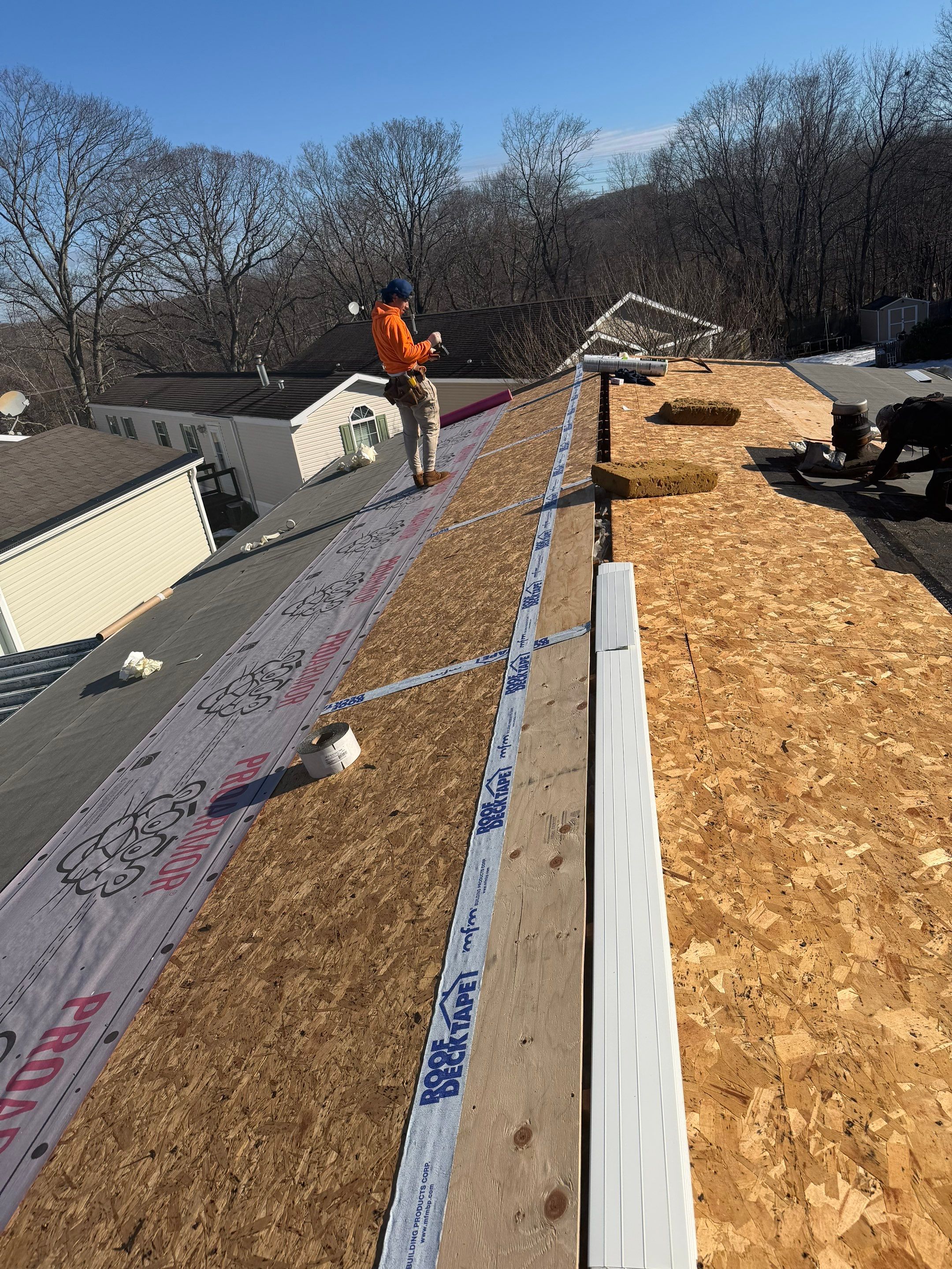 Owens Corning Oakridge: Estate Gray in Uncasville by Golden Shield Roofing
