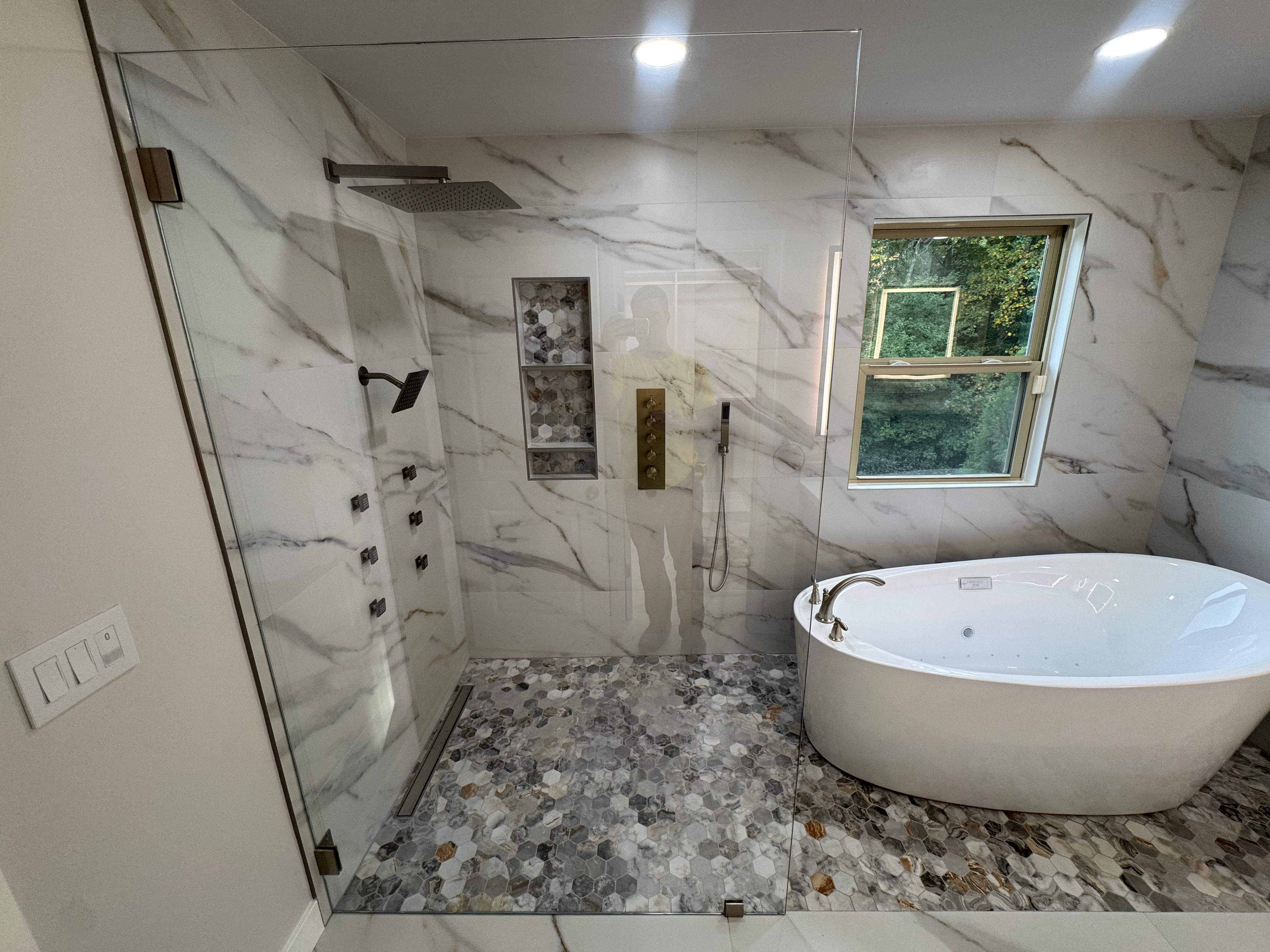 Master bathroom renovation by Prudencio