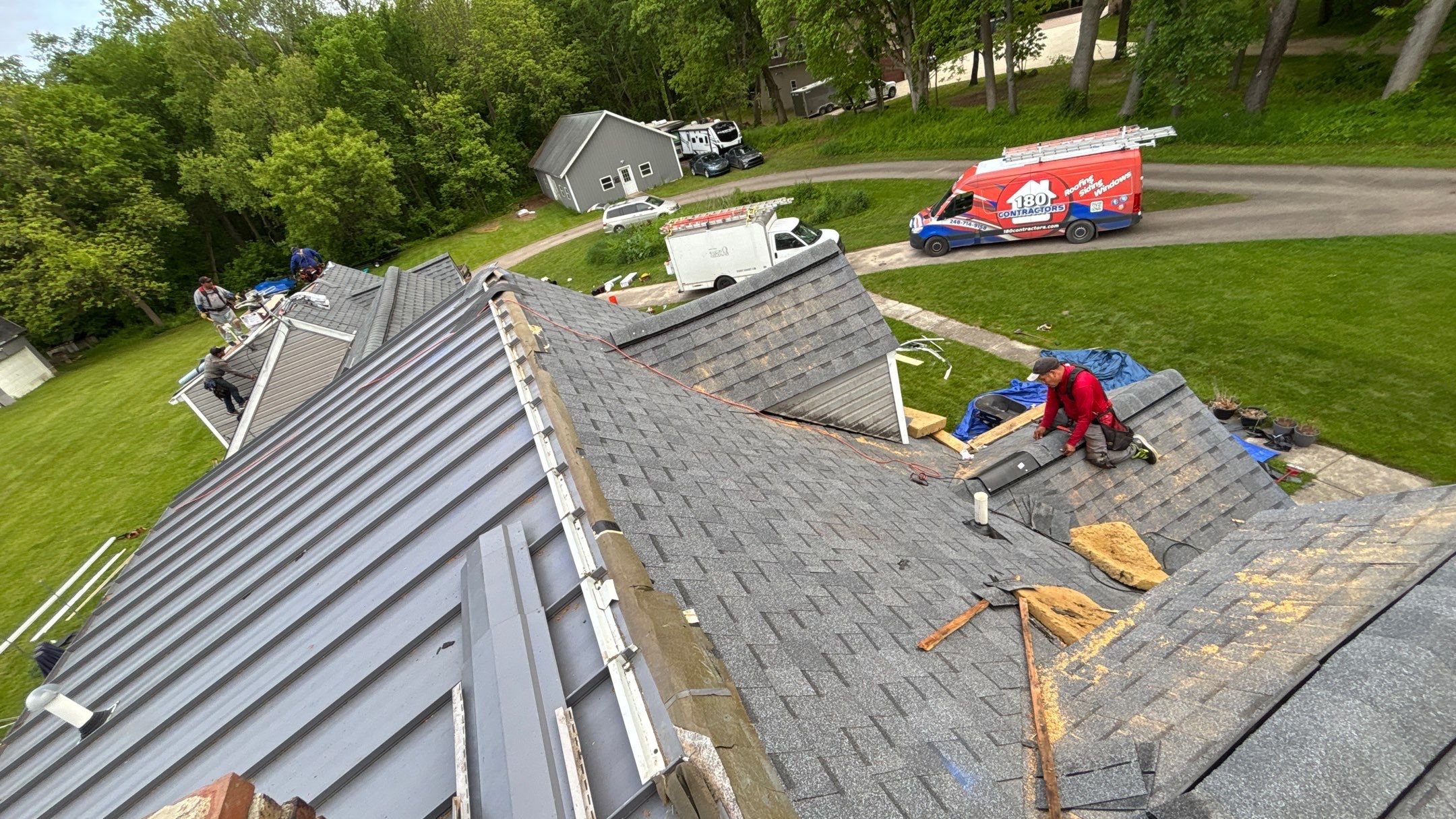 Roof Replacement using Atlas Pinnacle Pristine Pewter by 180 Contractors