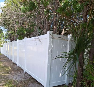 Vinyl Fence Installation using Vinyl Privacy Fence