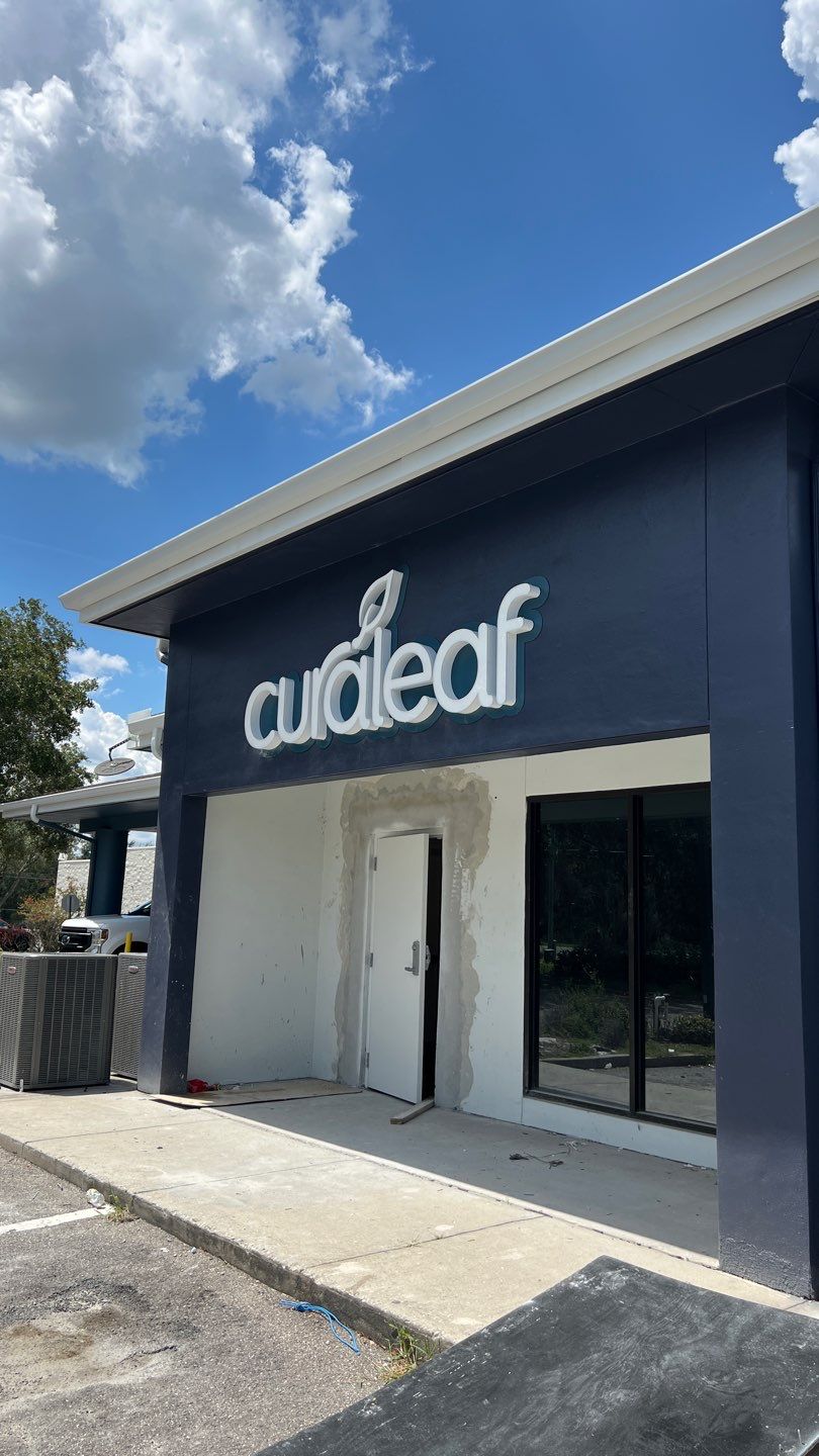 Curaleaf Receive and Install for Sign Partner by SignCrafters