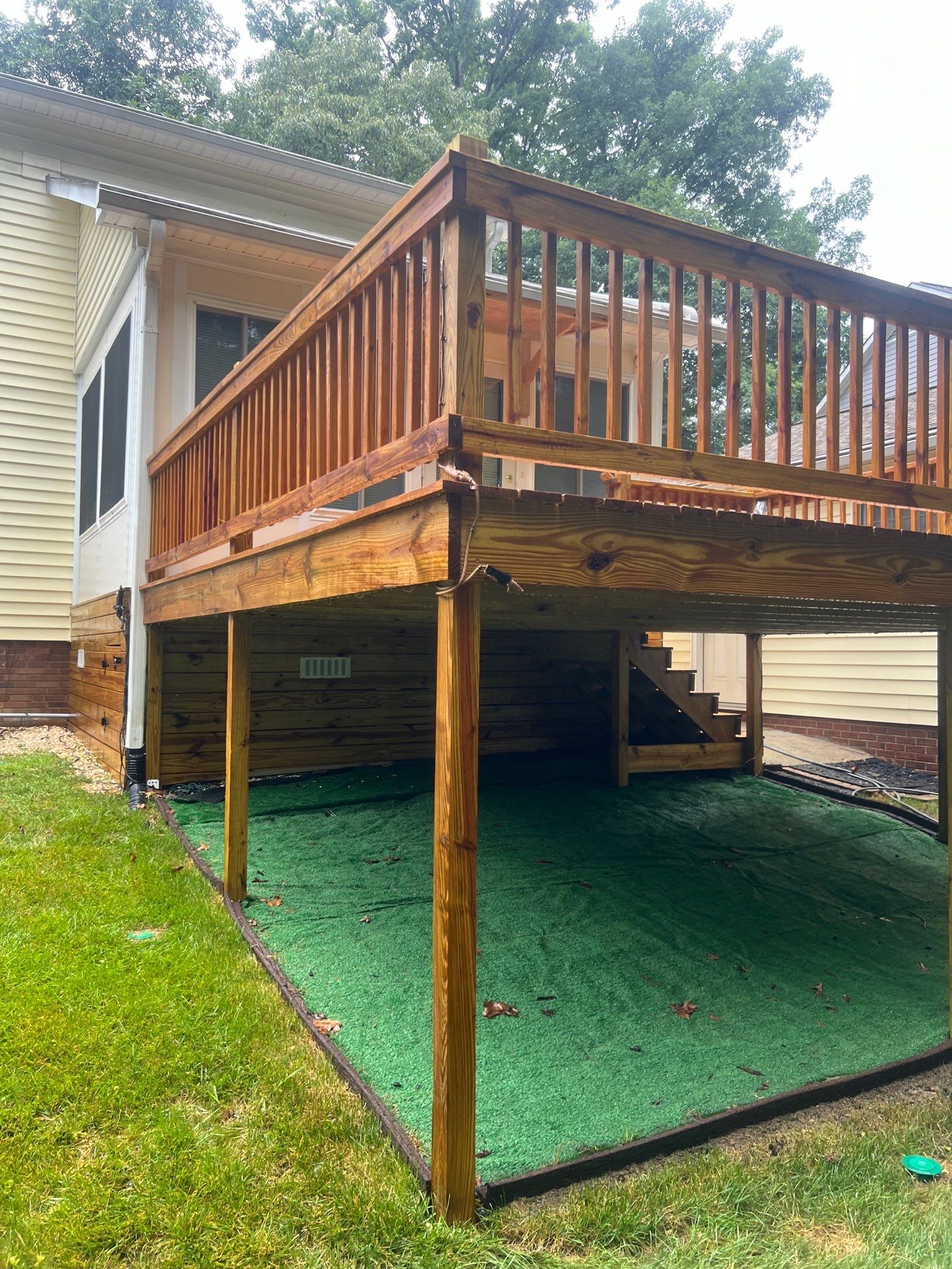 Wood Deck using Wood Sealant by DuraSeal