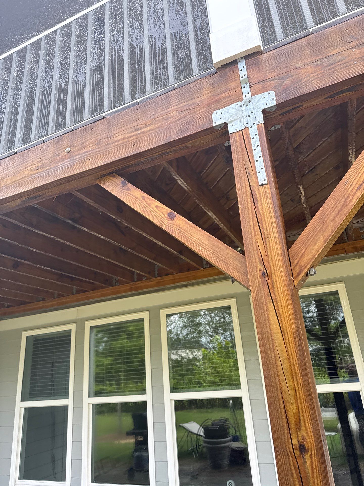 Wood Deck using Wood Sealant by DuraSeal