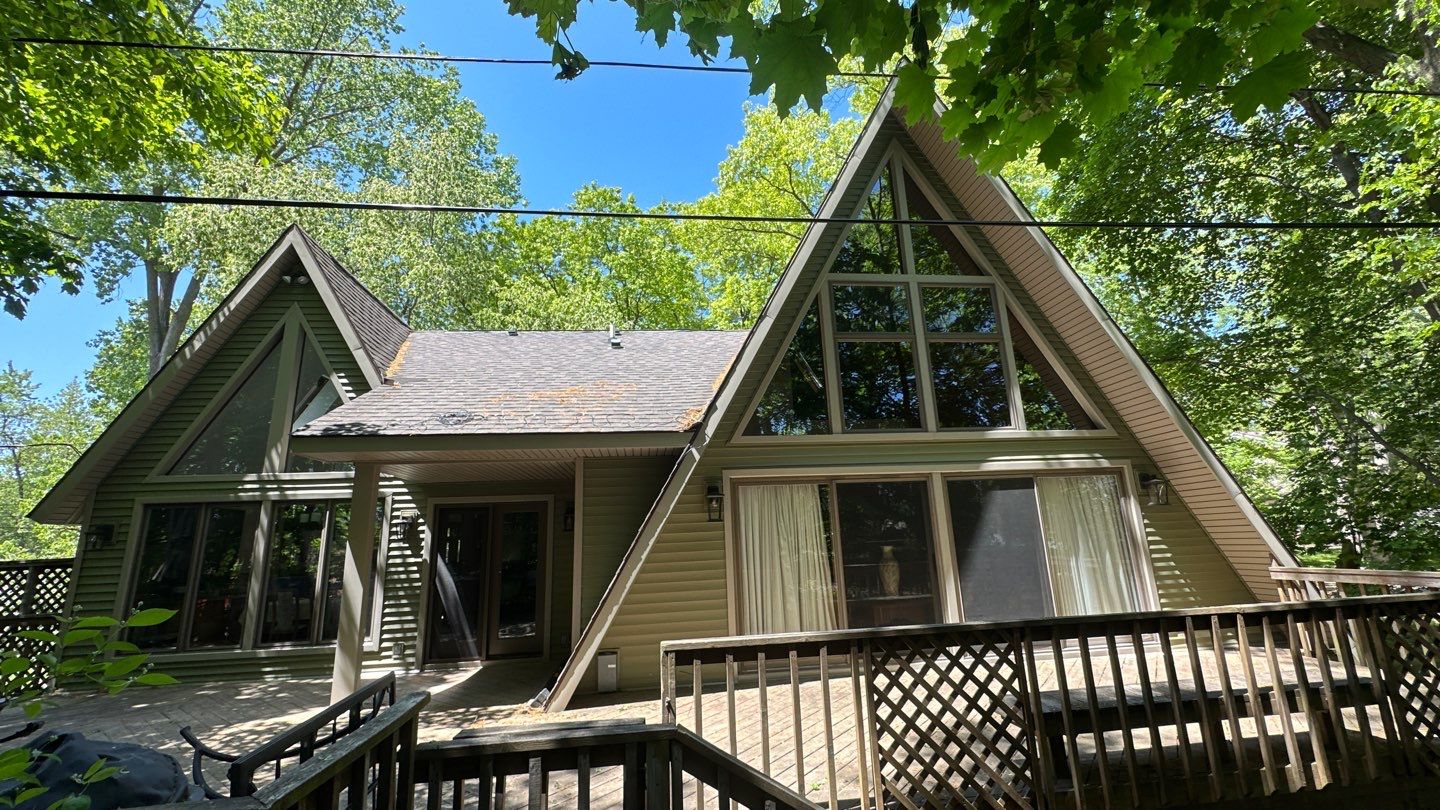 Siding Replacement using CertainTeed Restoration Classis D4 by 180 Contractors