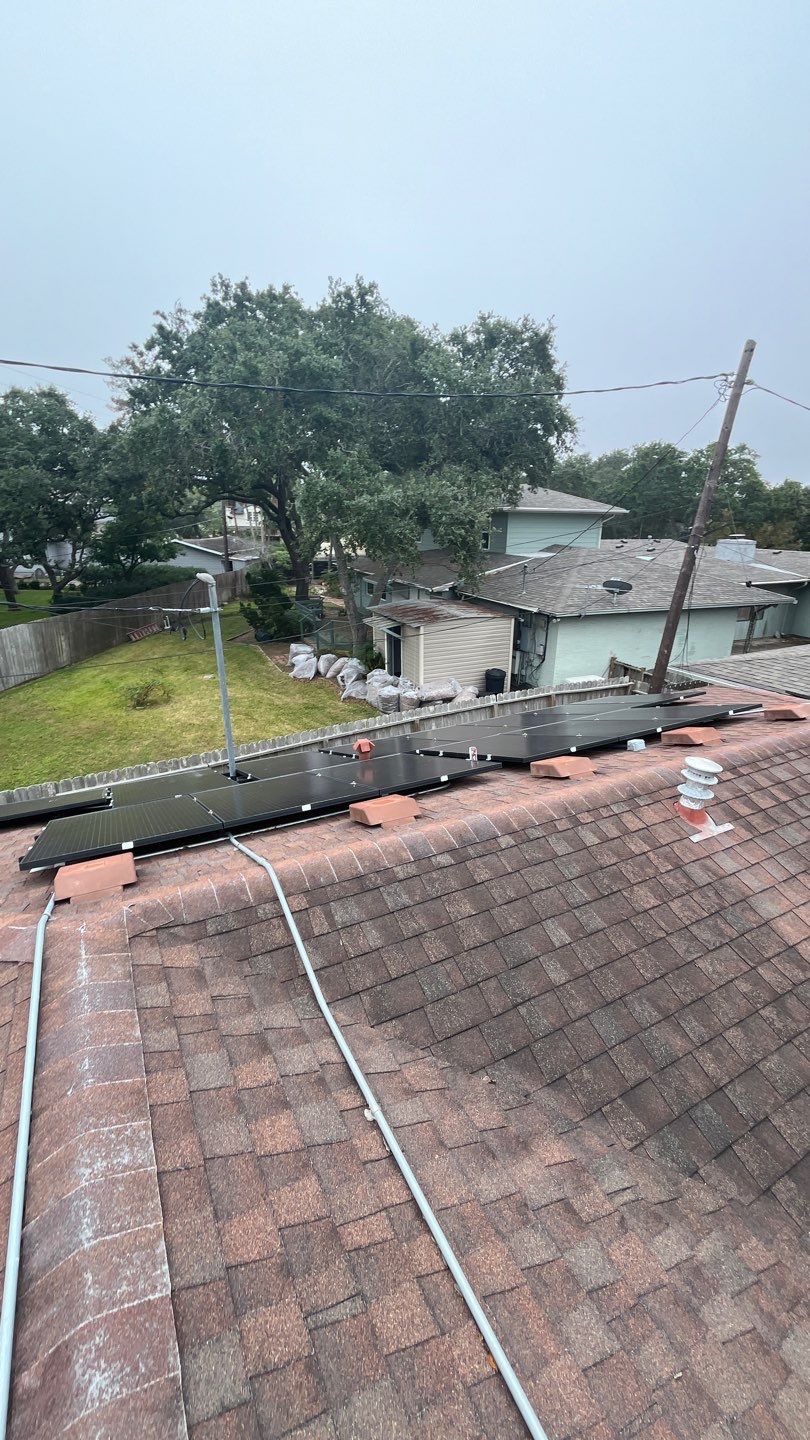 Residential Roofing Installation using Certainteed Landmark Moire Black by Galvan Roofing and Construction