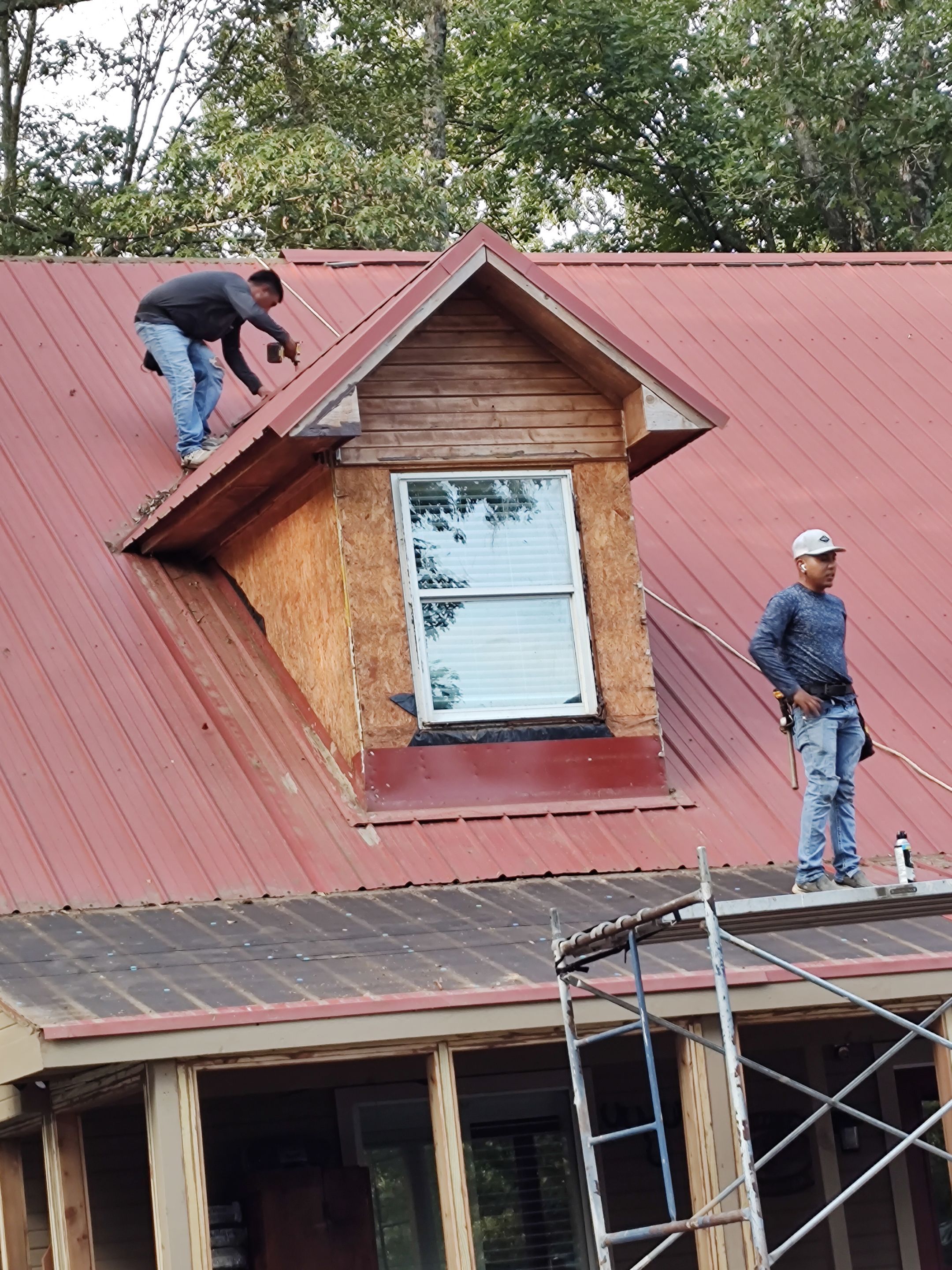 Metal Roof Replacement: 26 GA. Residential Metal Panel by Hostetler Roofing