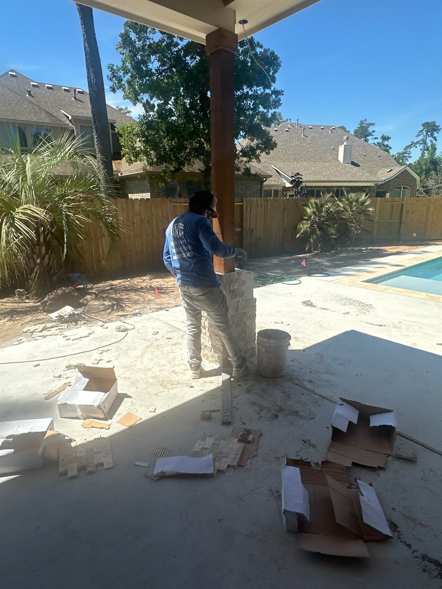 Pool, Patio Cover and Summer Kitchen in Sterling Ridge by SophAlx LLC