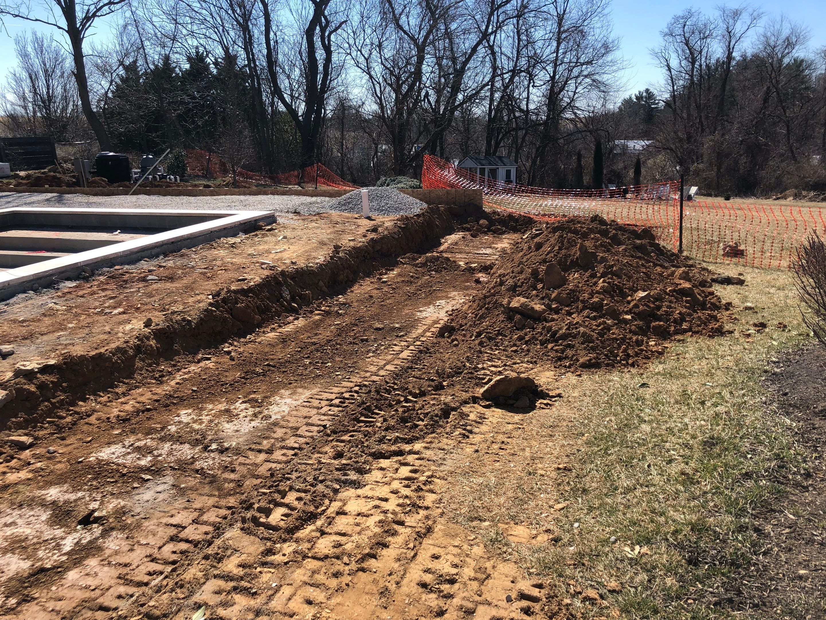 Gunite Pool w/ Raised Wall and Waterfalls by Elysium Pools