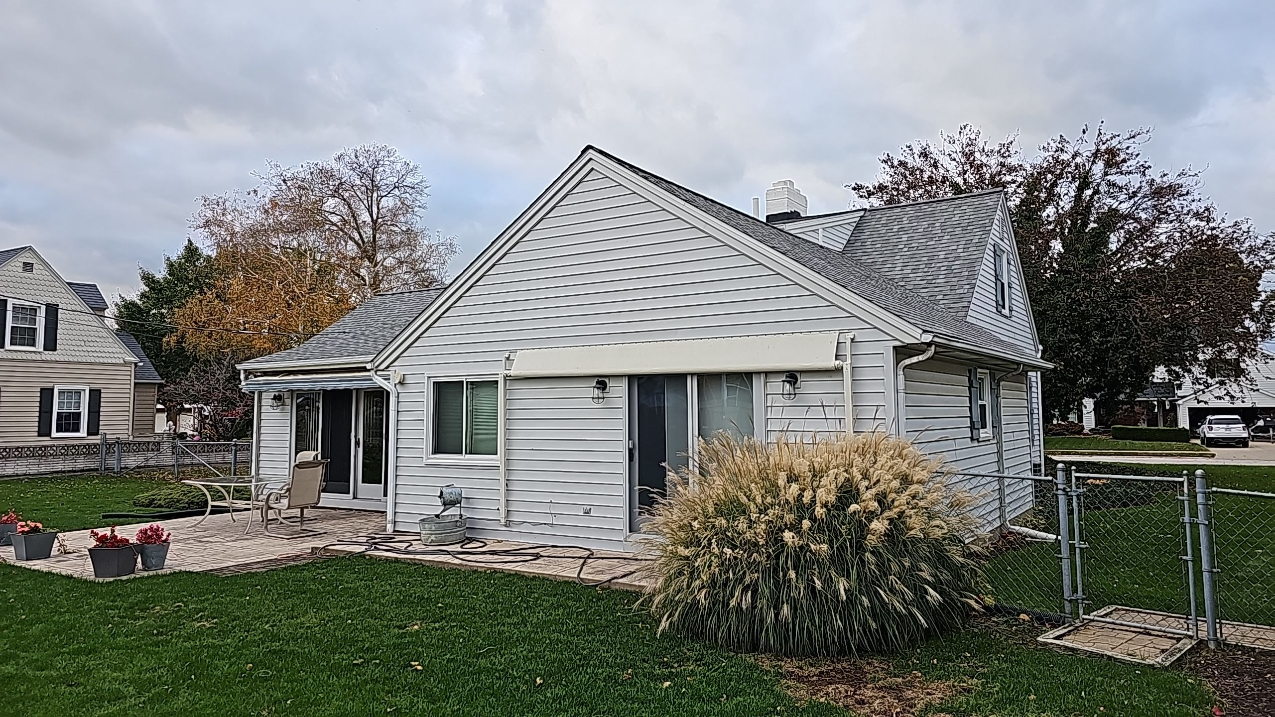 CertainTeed Restoration, Color, Midnight by Eagle Eye Roofing