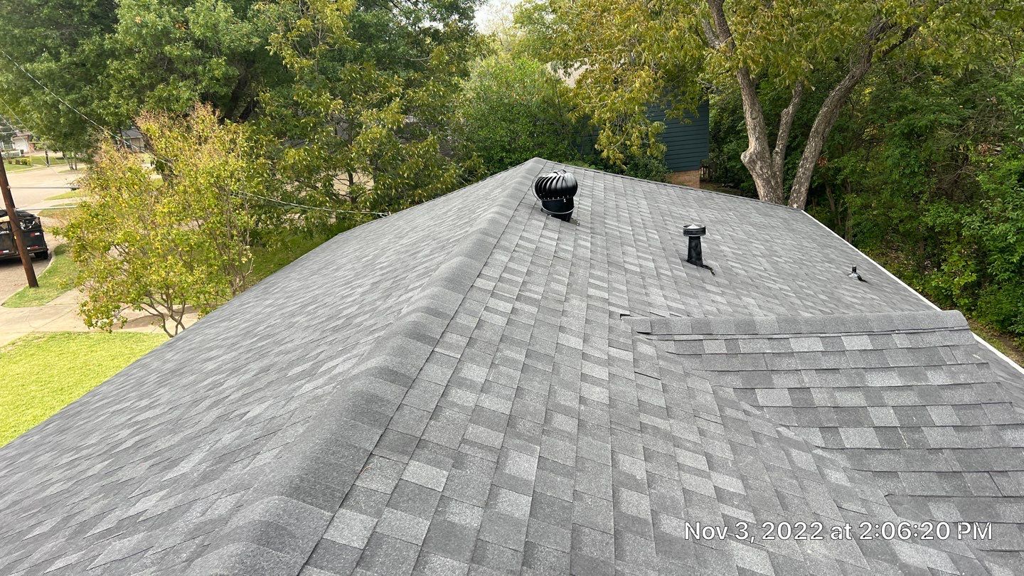 Project in Dallas by Armor Roofing | Exteriors