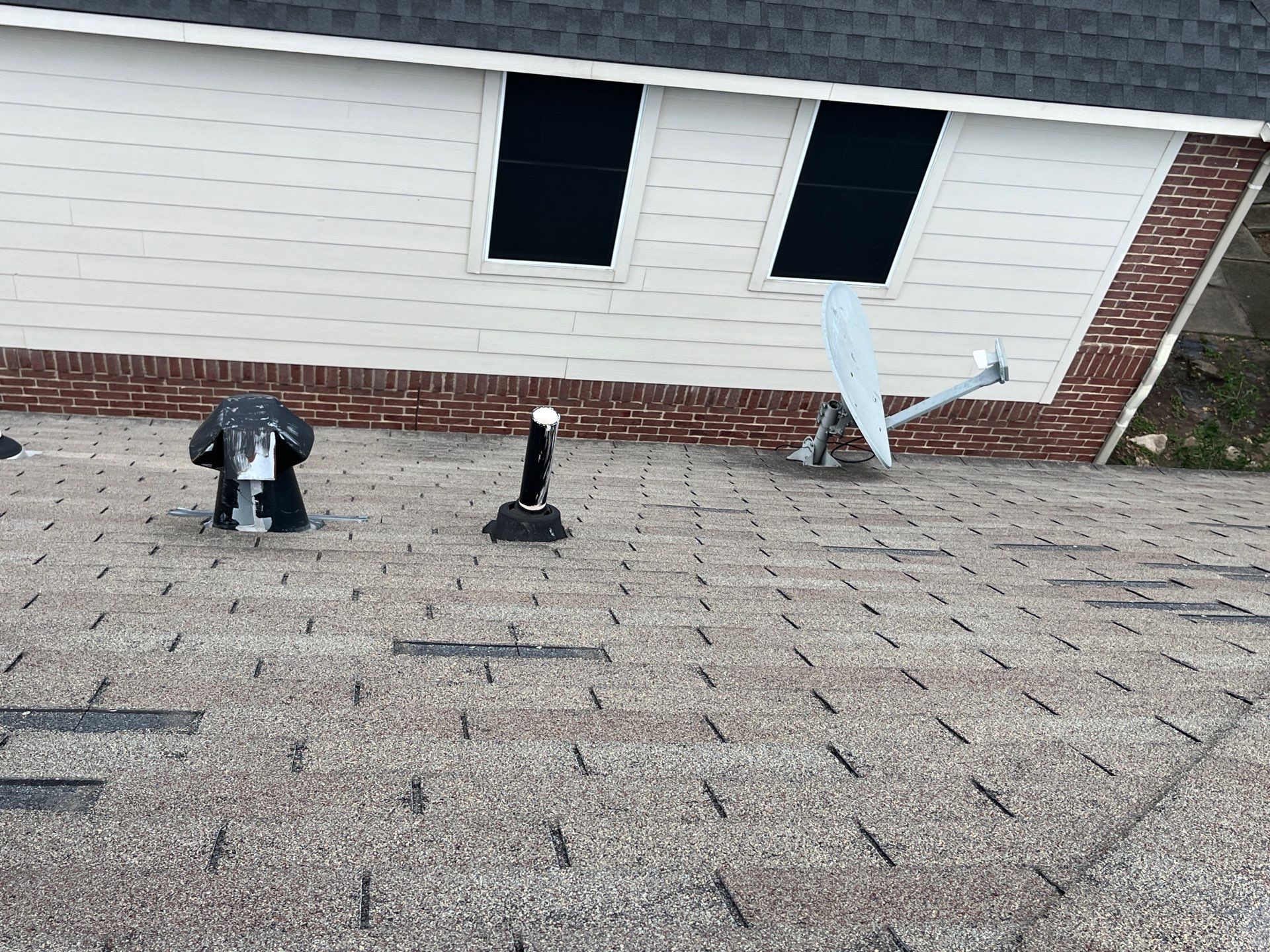 Residential Roofing Repair using Owen's Corning Duration (Lifetime) Shingles by Roof Repair Company