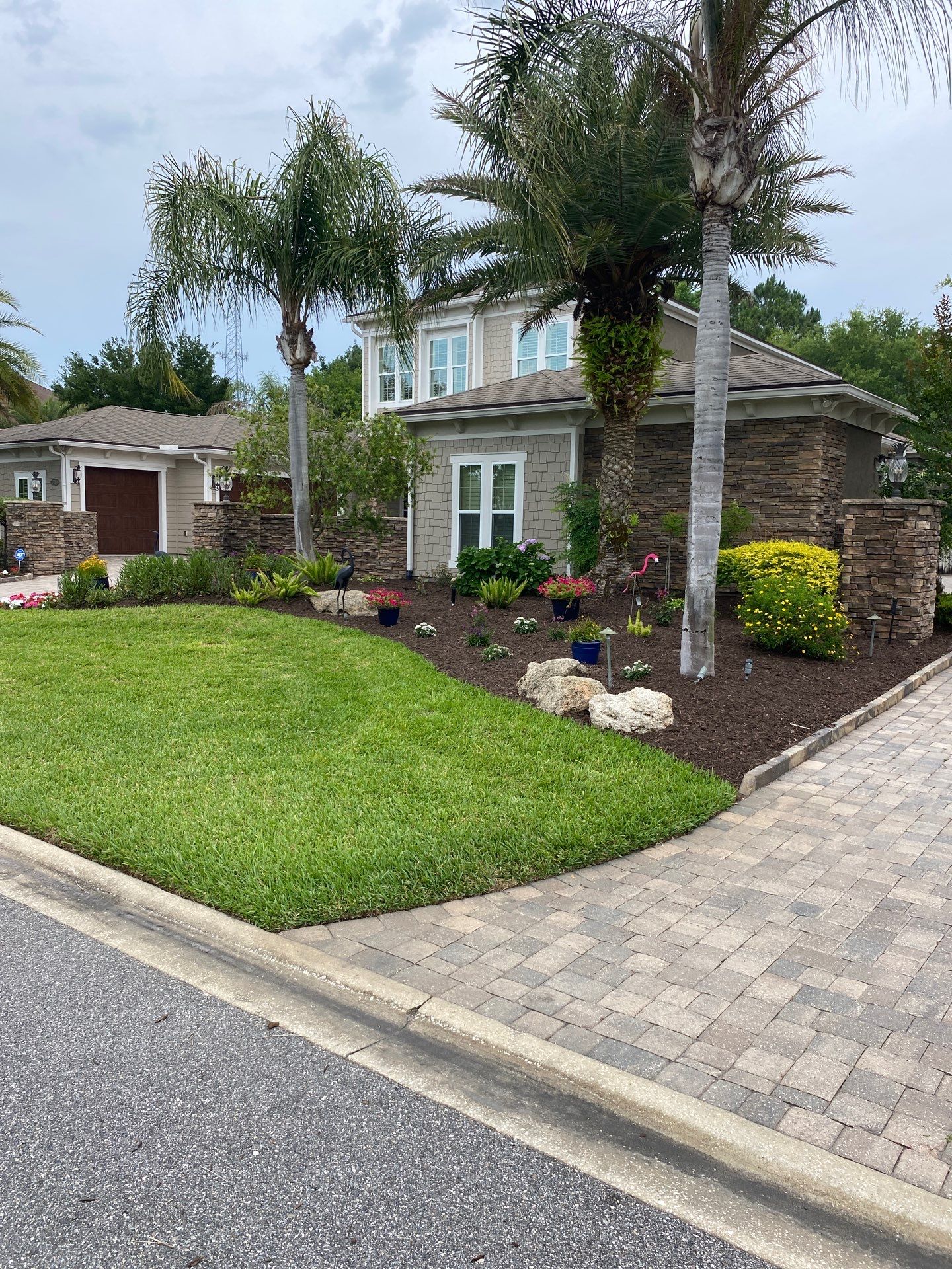 Deerwood Resident | Bed Design & Install by ProGreen Services