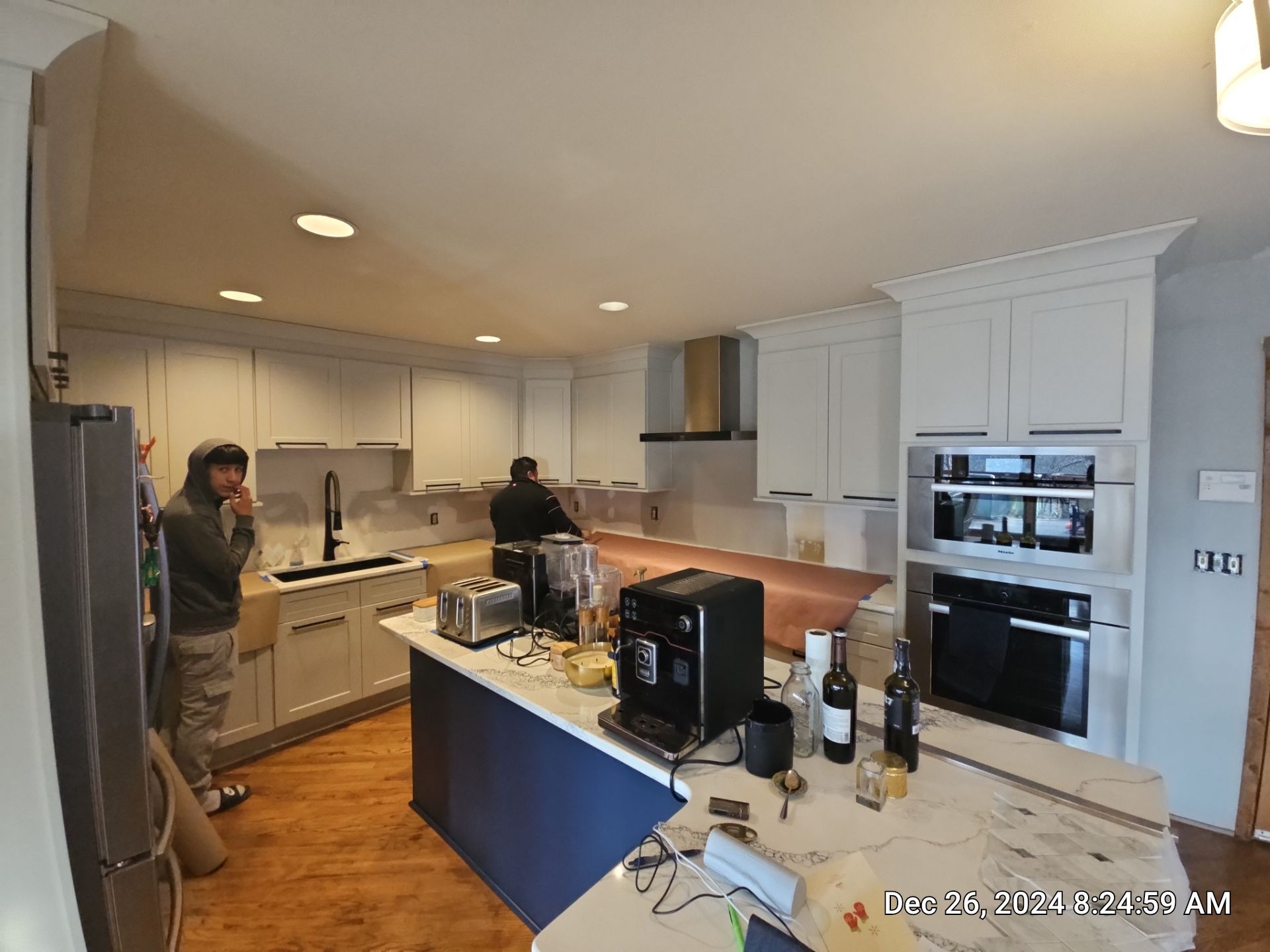 Glamorous Kitchen Backsplash  by Footprints Floors of Nashville